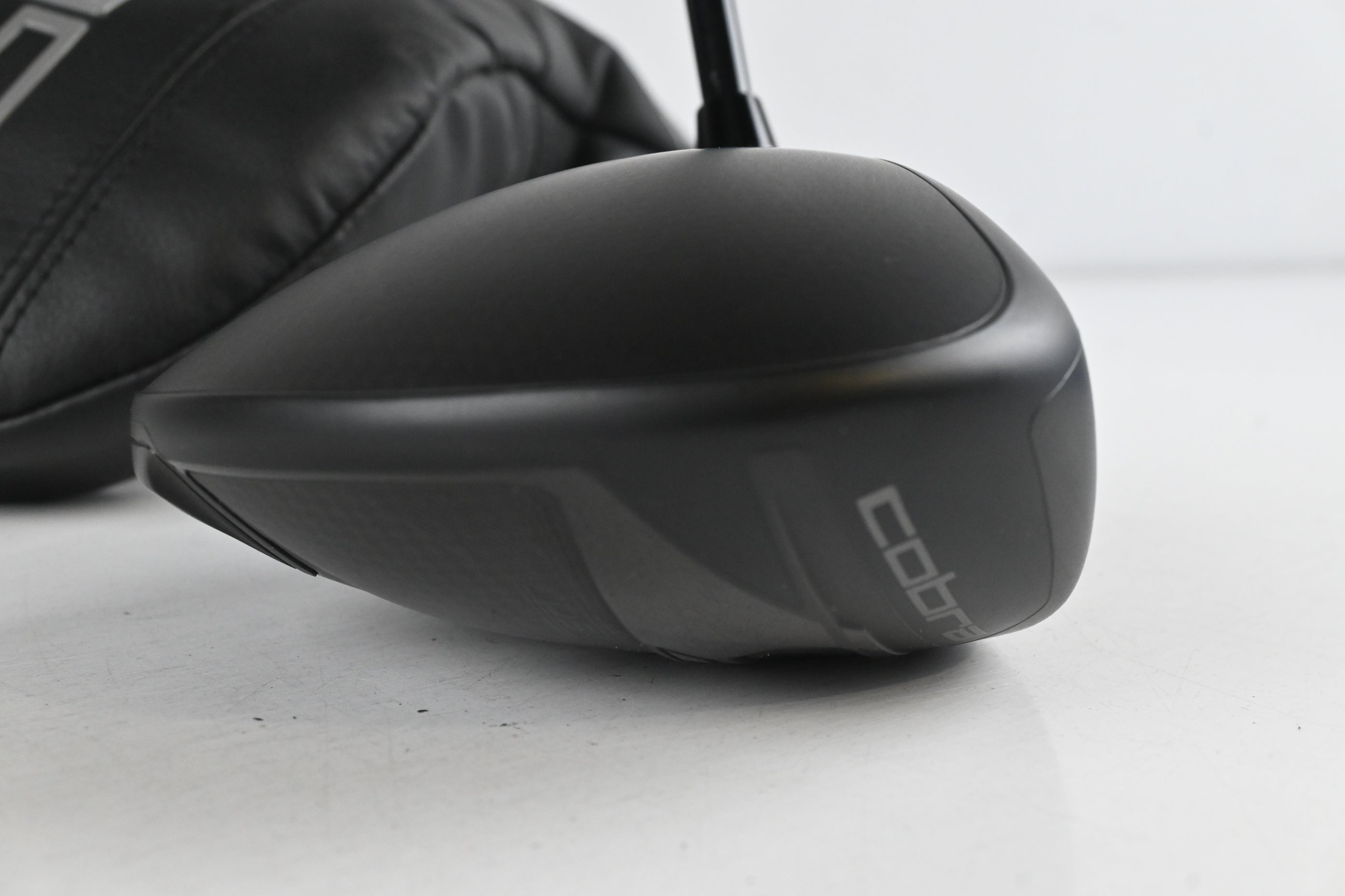 Cobra DS-Adapt LS Driver / 10.5 Degree / X-Flex Kai'li Red 60 Shaft