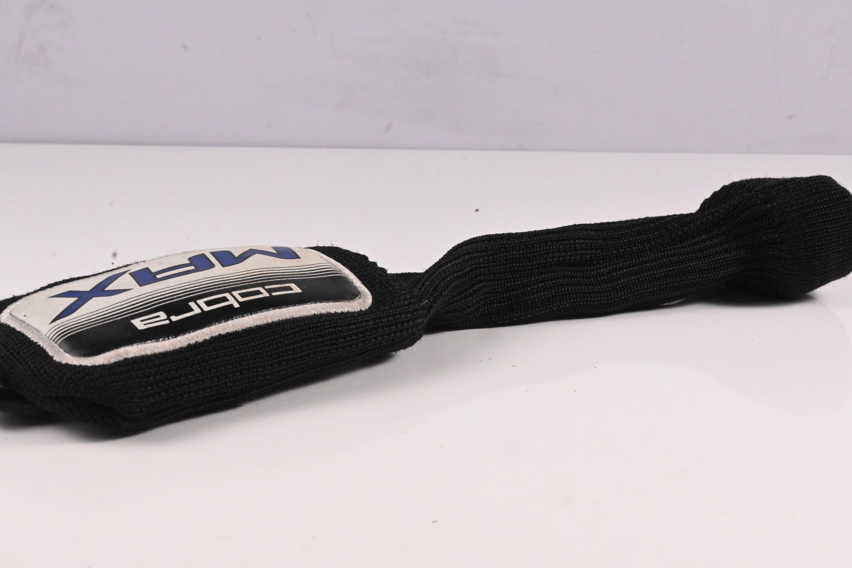 Cobra Max #6 Hybrid / 28 Degree / Lite Flex Matrix Ozik White Tie Max 56 Shaft
