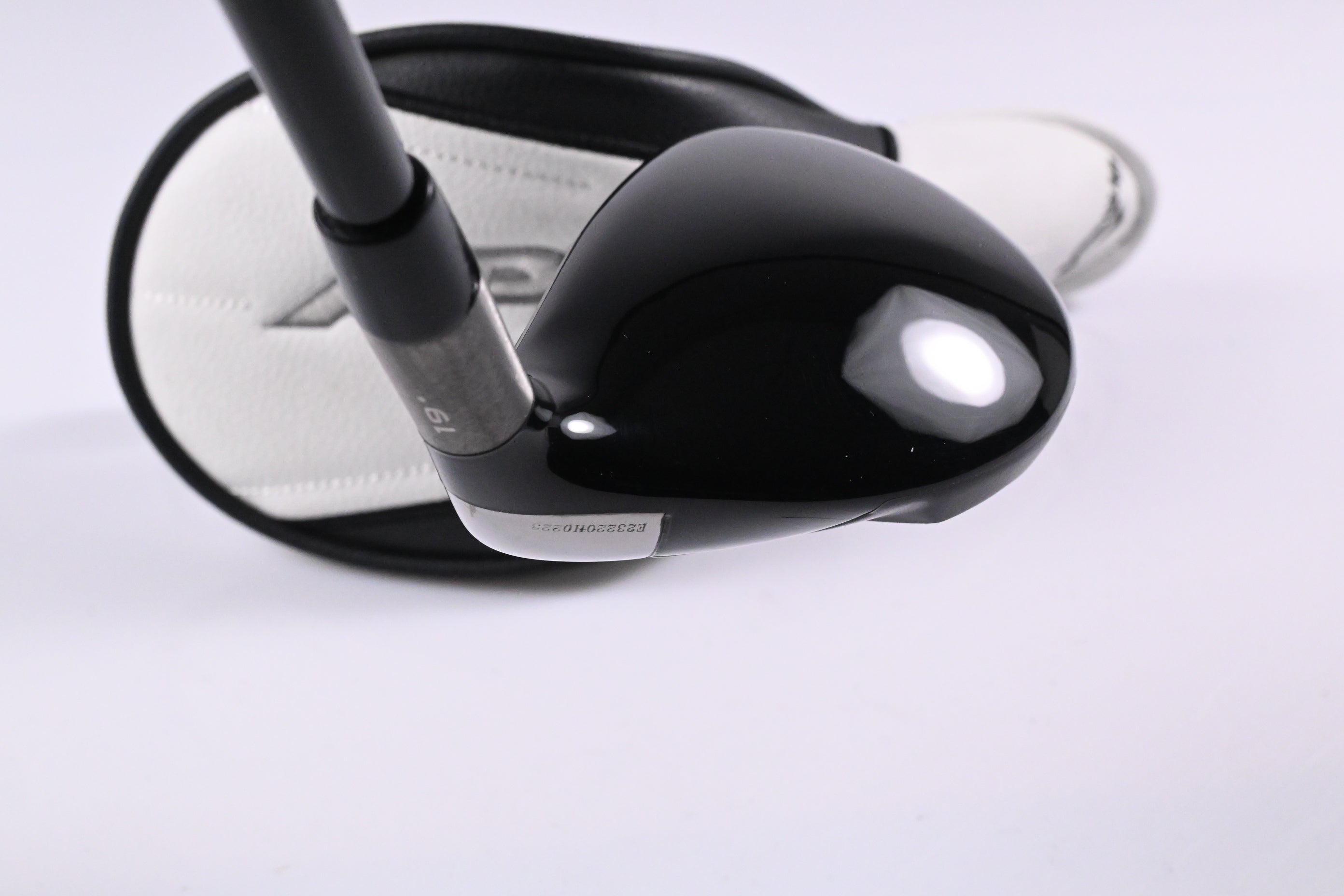 Callaway Apex UW 24 #3 Hybrid / 19 Degree / Stiff Flex MMT 70 Shaft