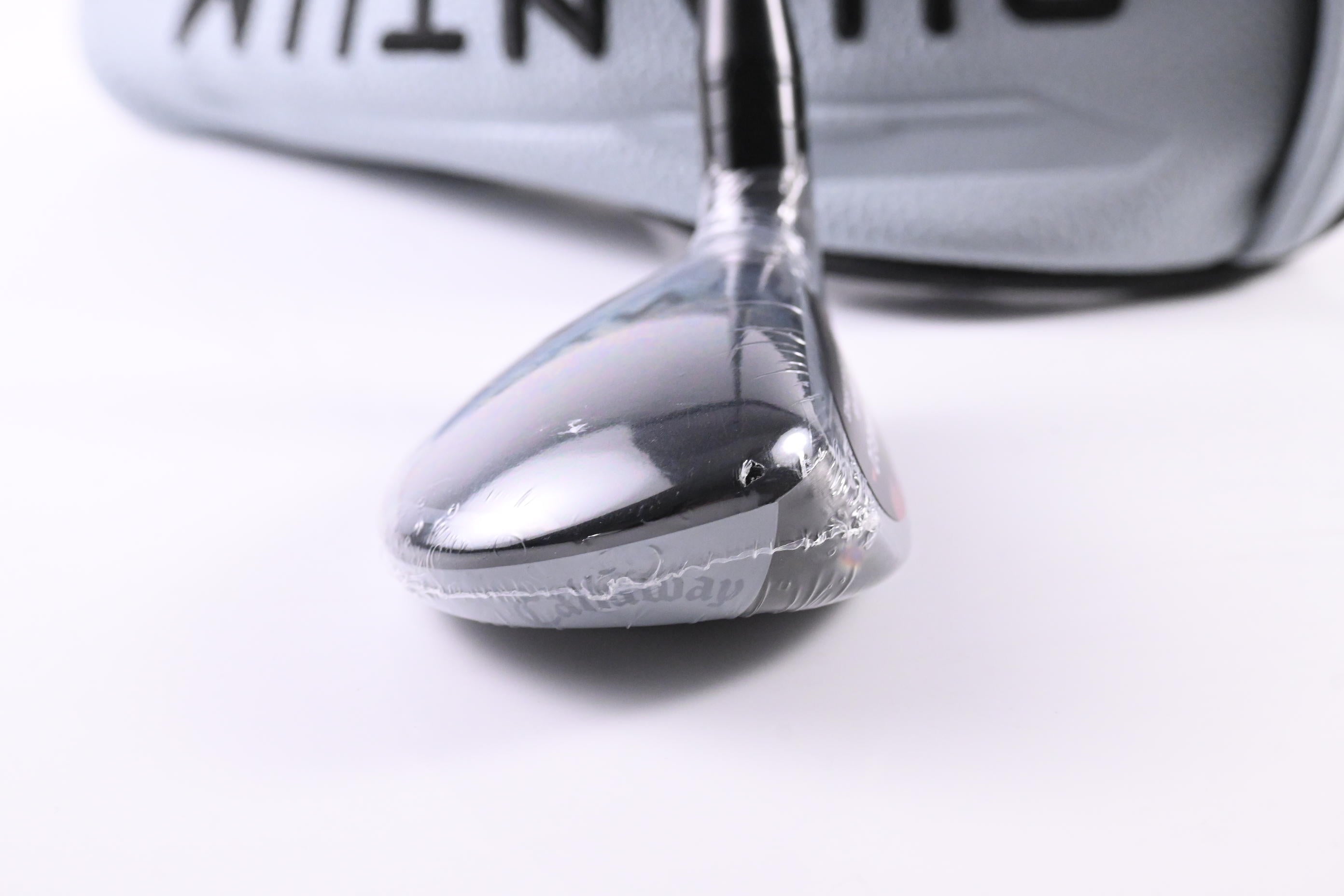 Callaway Quantum Max OS #5 Hybrid / 23 Degree / Regular Flex Denali Frost Silver