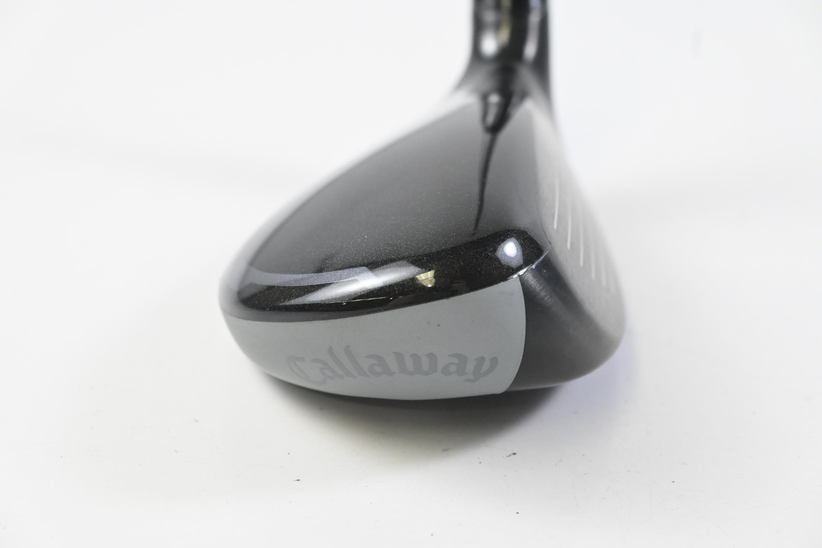 Callaway Quantum Max #6 Hybrid / 27 Degree / Stiff Flex Denali Frost Silver 70