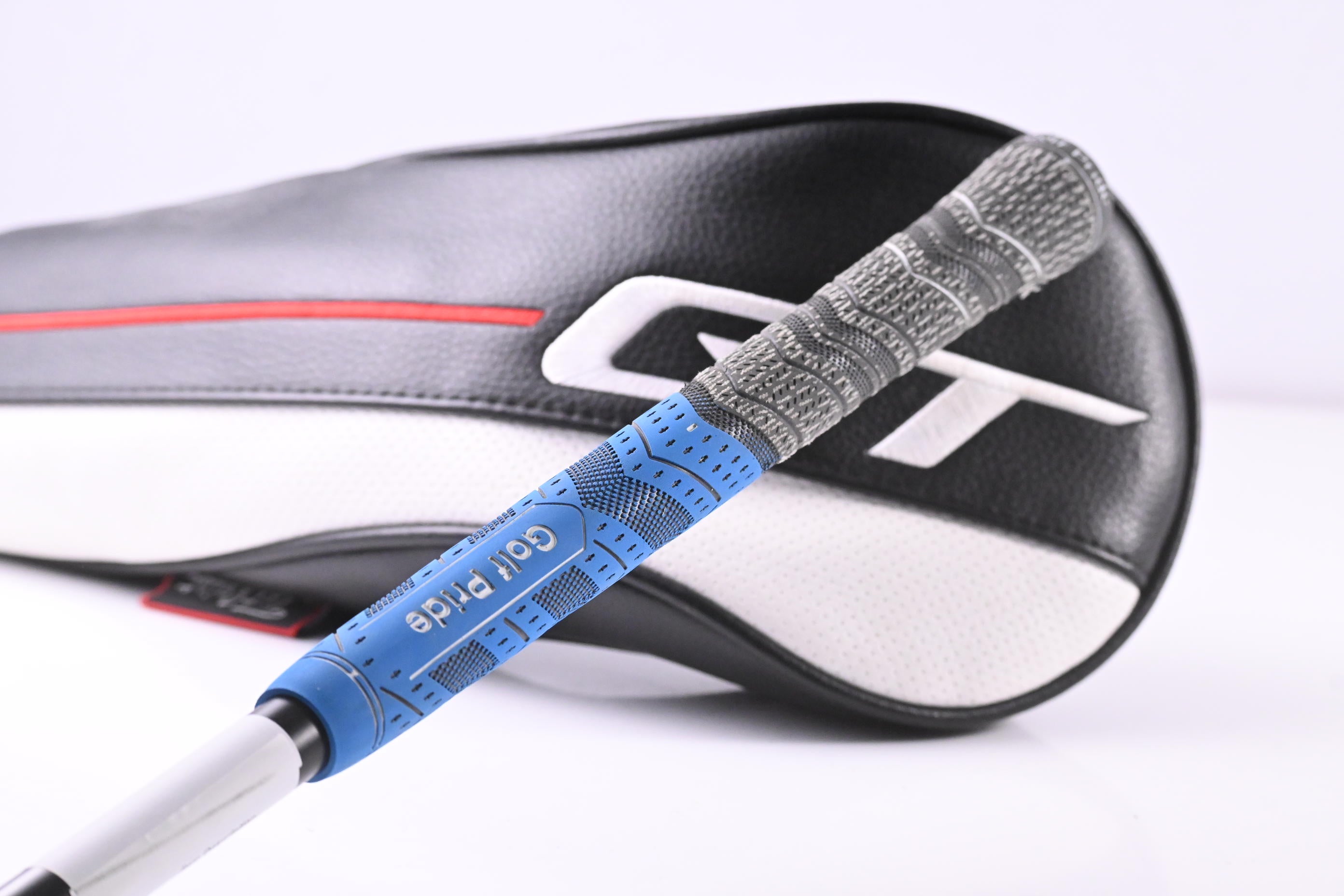 Titleist GT2 Driver / 11 Degree / Stiff Flex HZRDUS Black 60 Shaft
