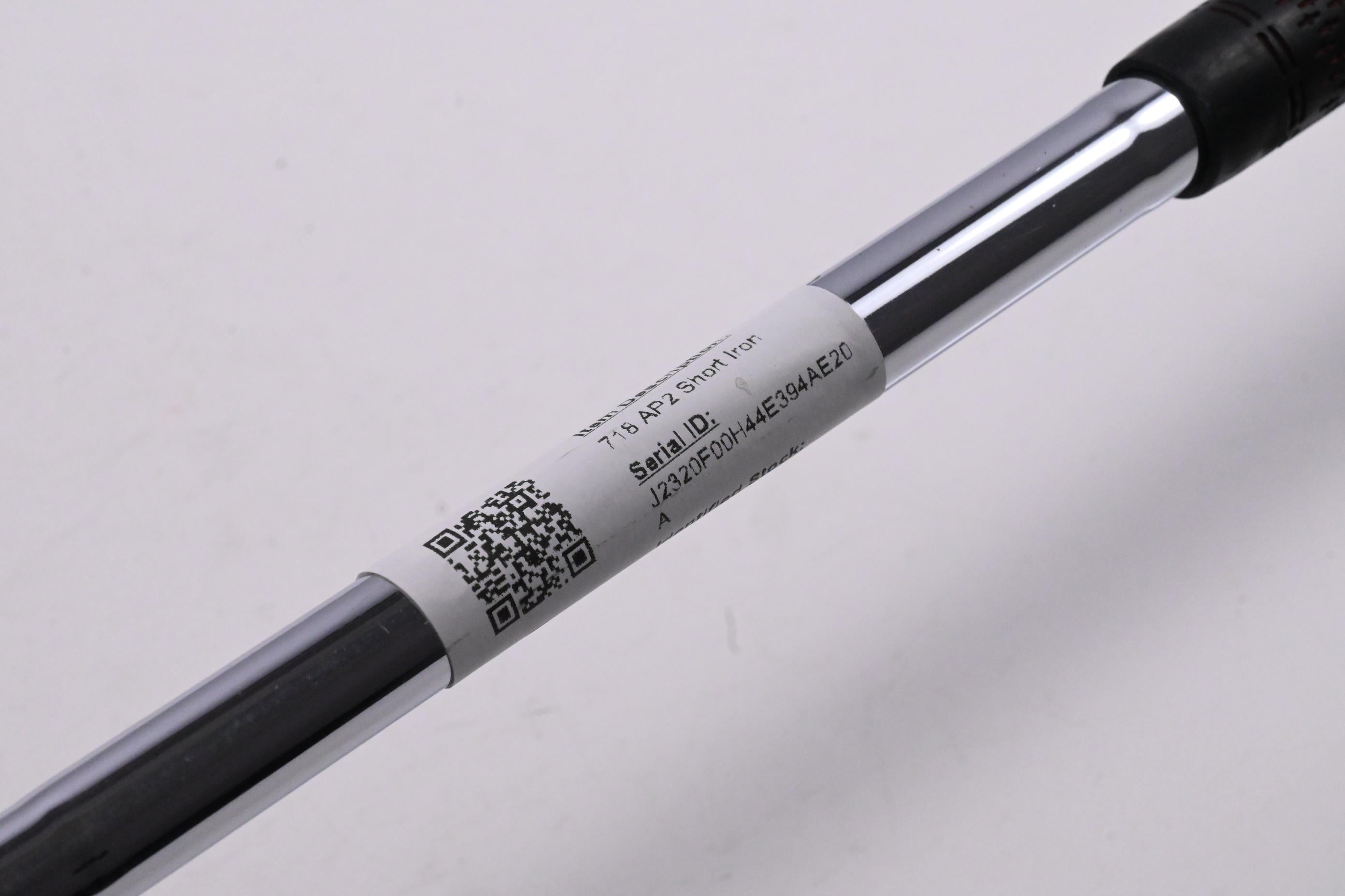 Titleist 718 AP2 #9 Iron / Stiff Flex AMT Tour White S300 Shaft
