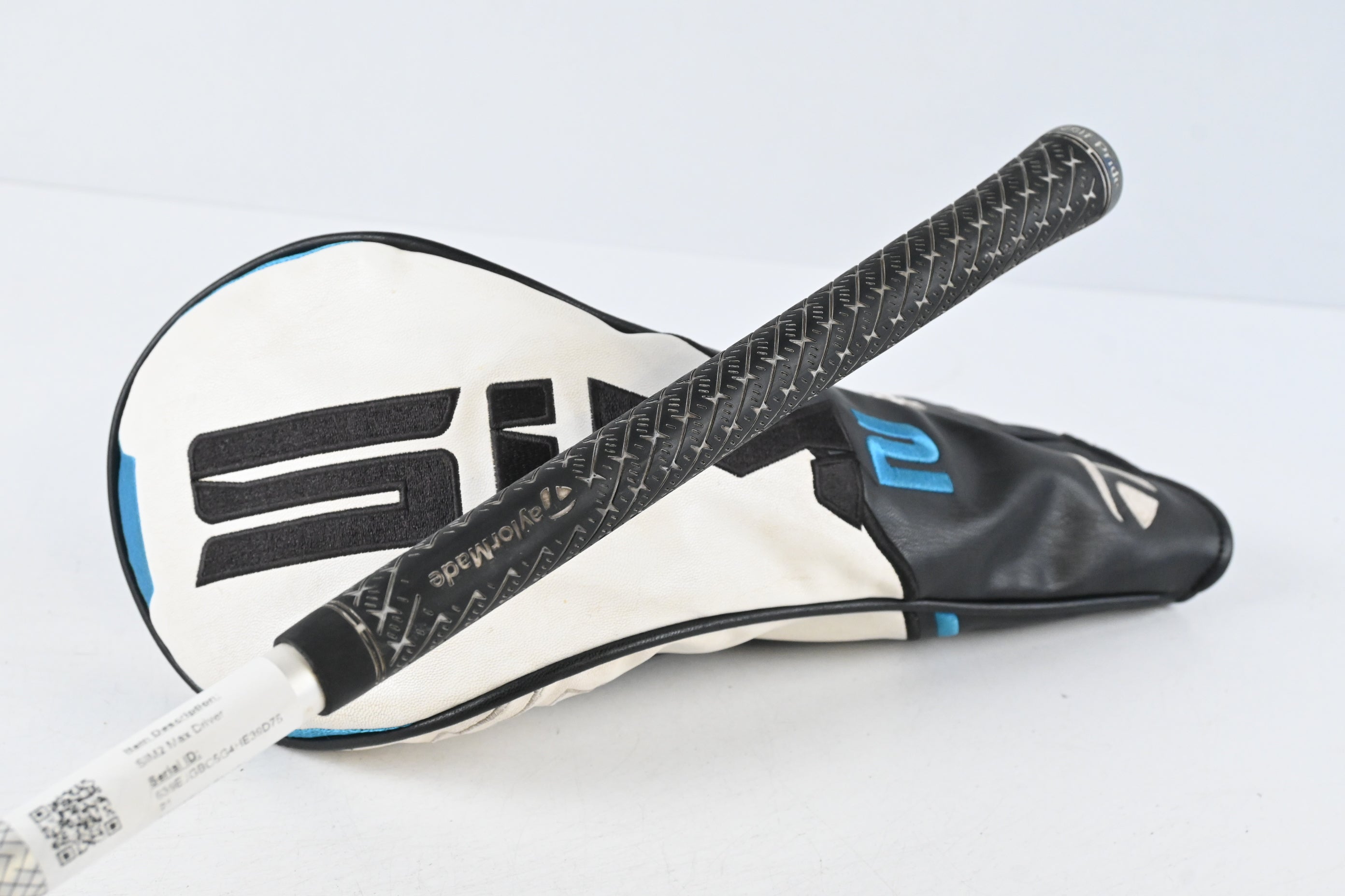 Taylormade SIM2 Max Driver / 10.5 Degree / Stiff Flex UST Mamiya Proforce V2 6