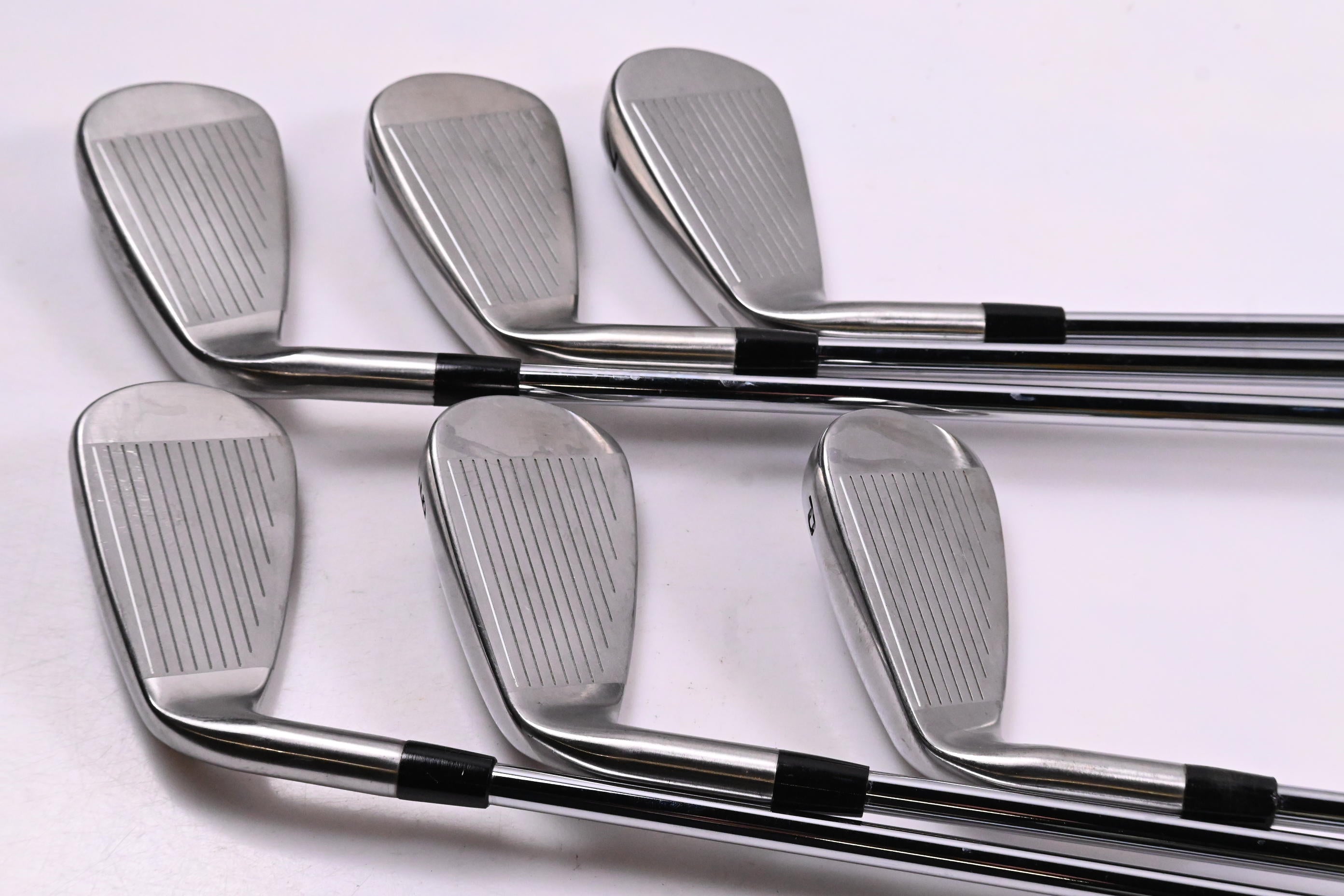 Tour Edge E525 Irons / 5-PW / Regular Flex Elevate MPH 95 Shafts