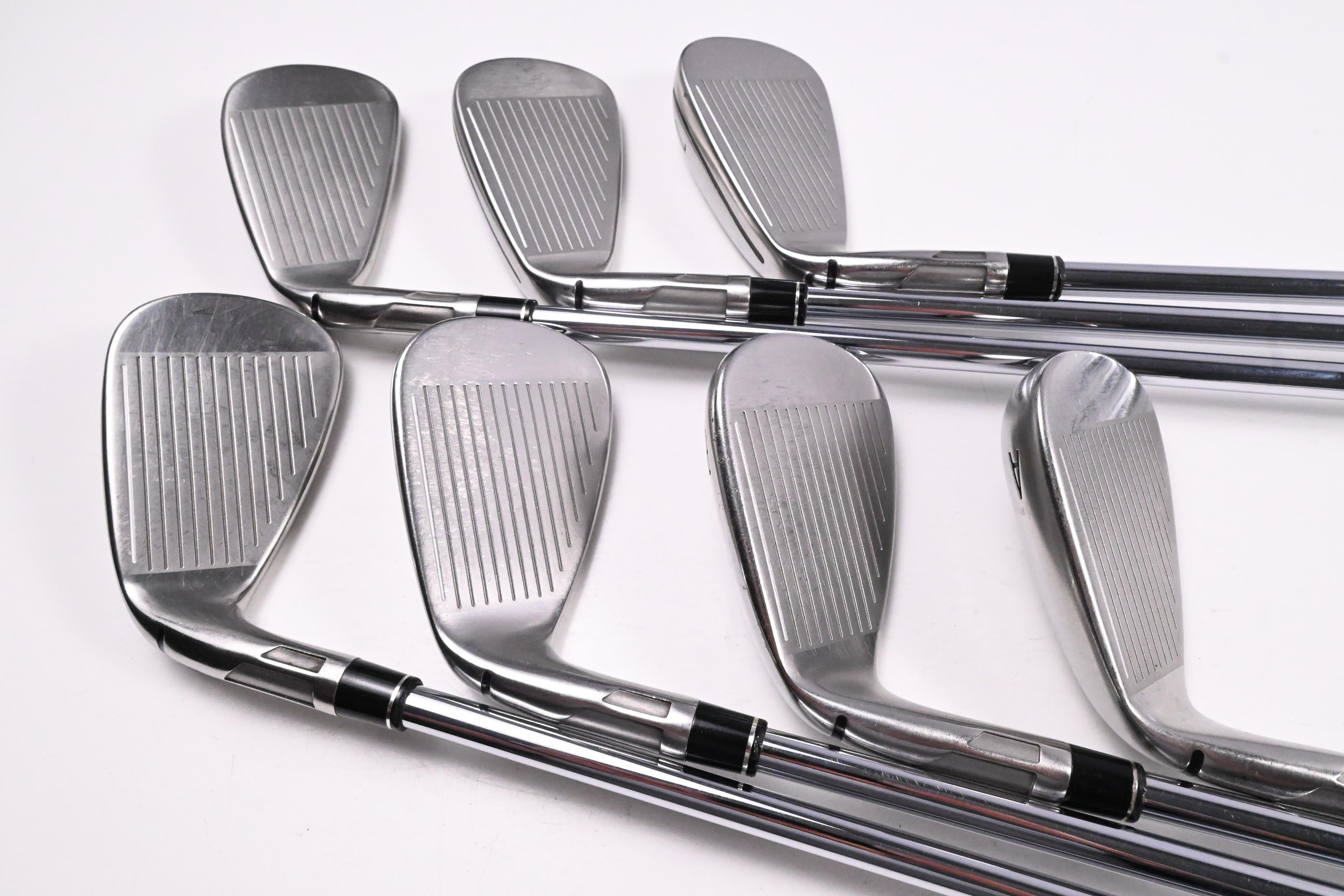 Taylormade Stealth Irons / 5-PW+AW / Regular Flex Elevate MPH 95 Shafts