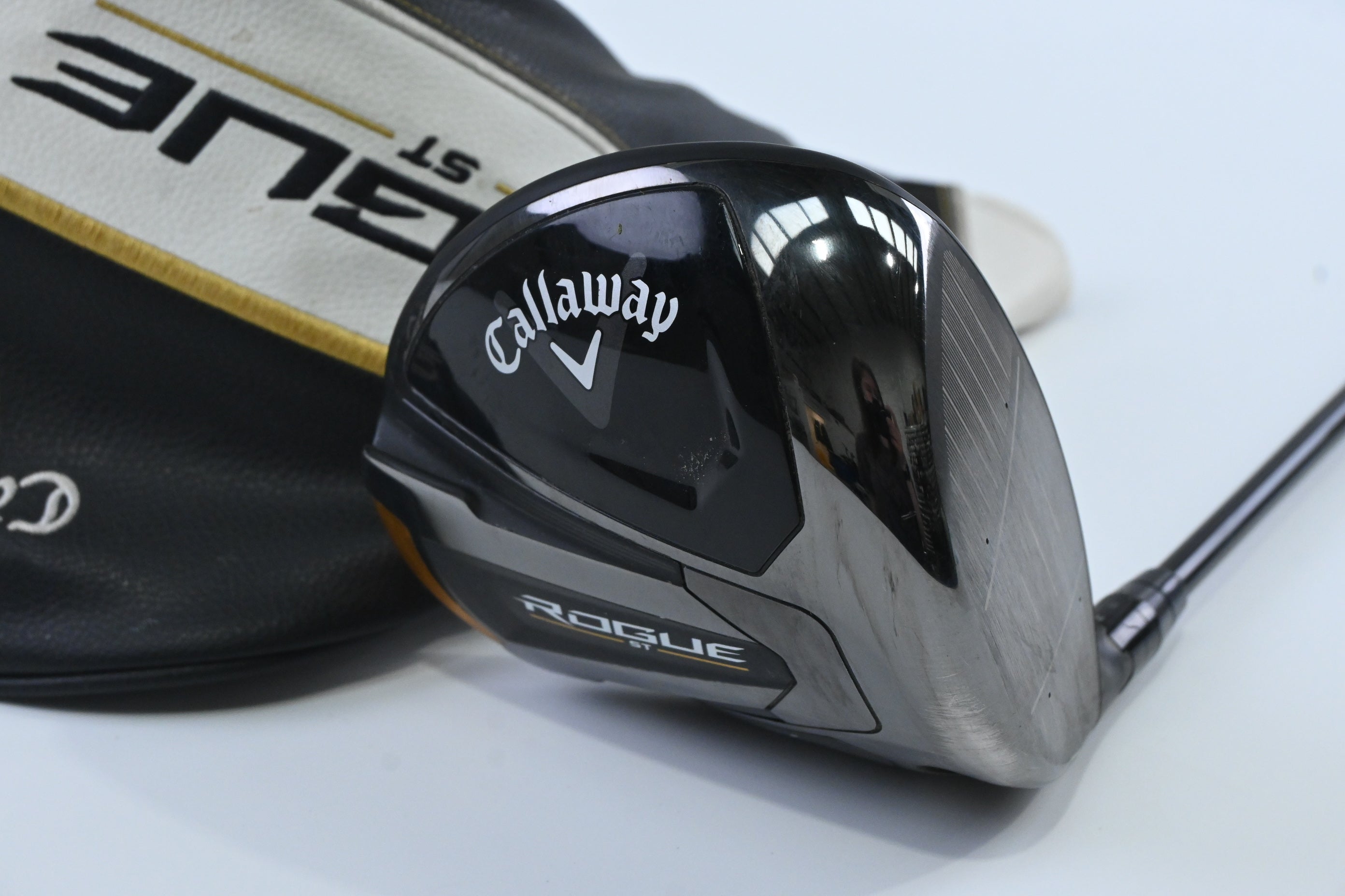 Callaway Rogue ST MAX Driver / 10.5 Degree / Regular Flex Tensei AV Blue 50 Shaft