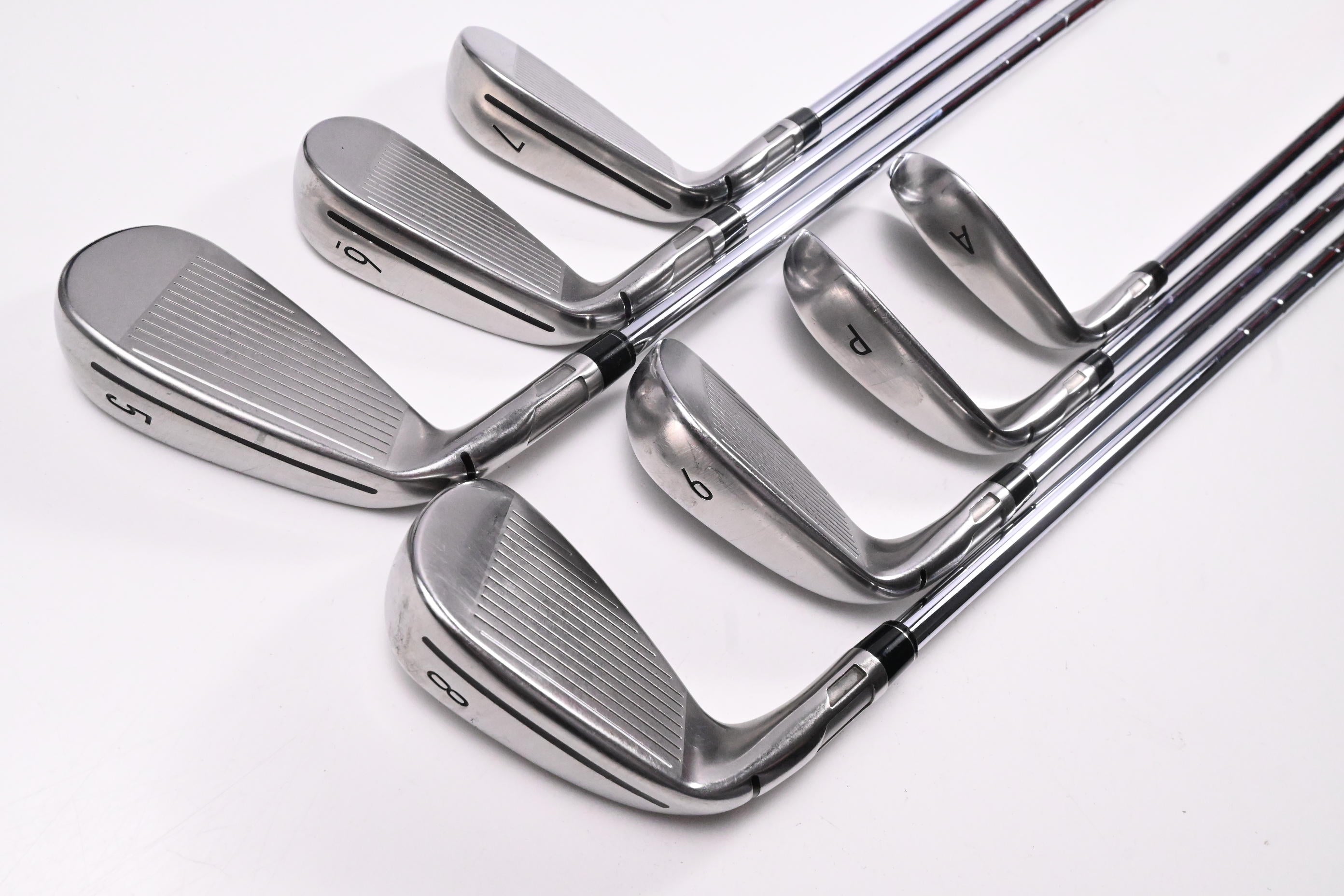 Taylormade Stealth Irons / 5-PW+AW / Regular Flex Elevate MPH 95 Shafts