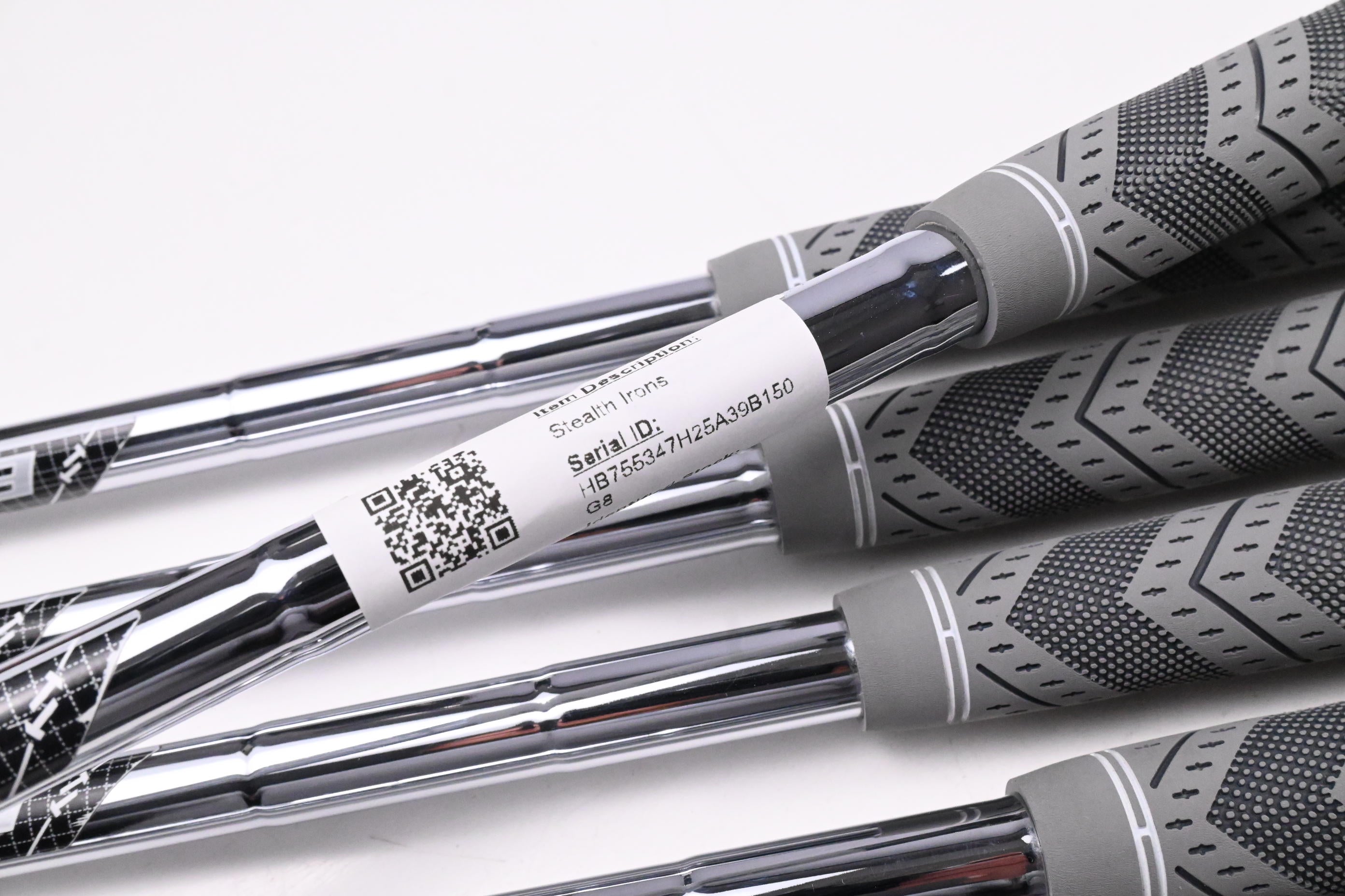 Taylormade Stealth Irons / 5-PW+AW / Regular Flex Elevate MPH 95 Shafts