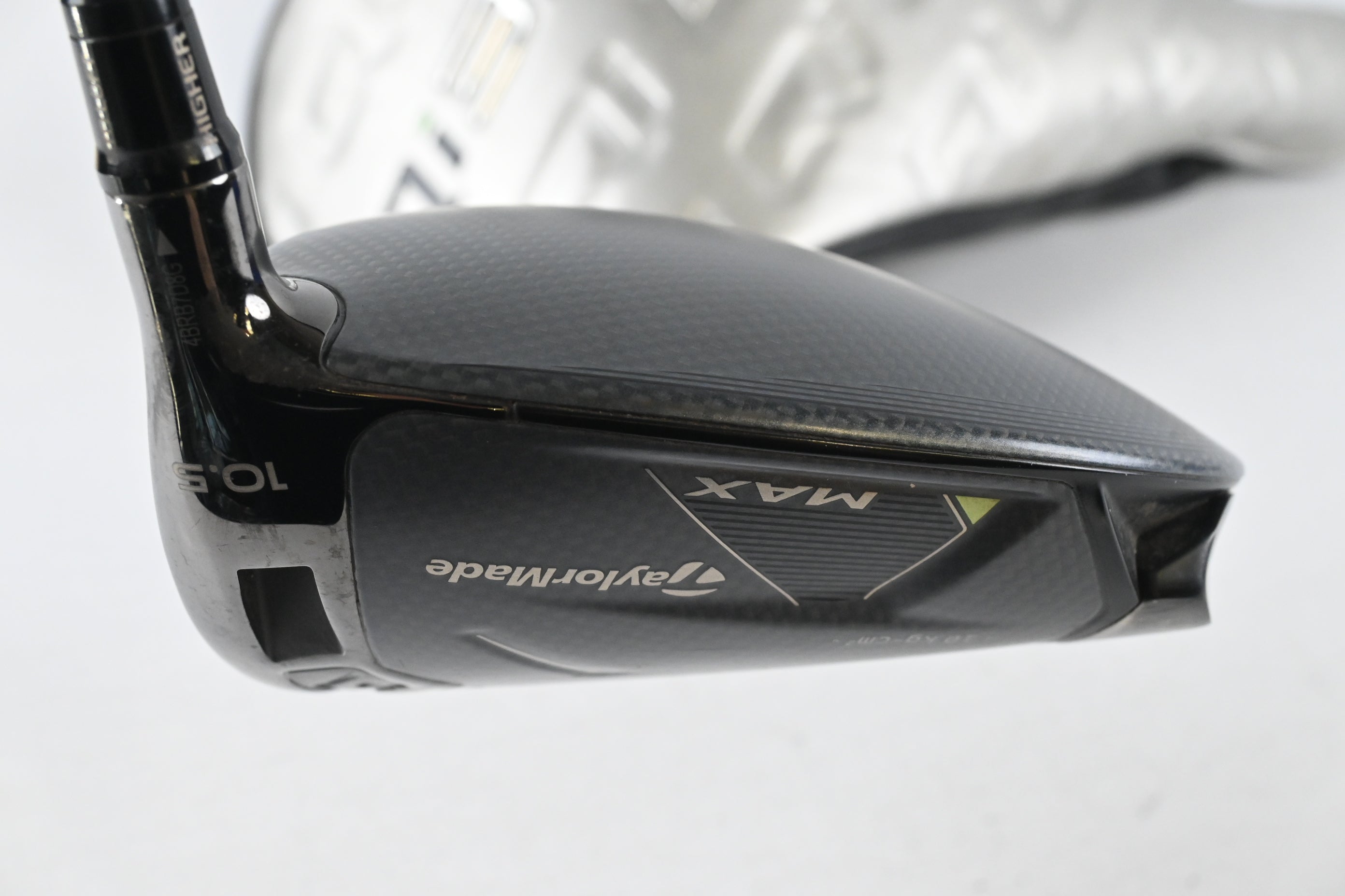 Taylormade Qi35 Max Driver / 10.5 Degree / Regular Flex Fujikura Airspeeder 50