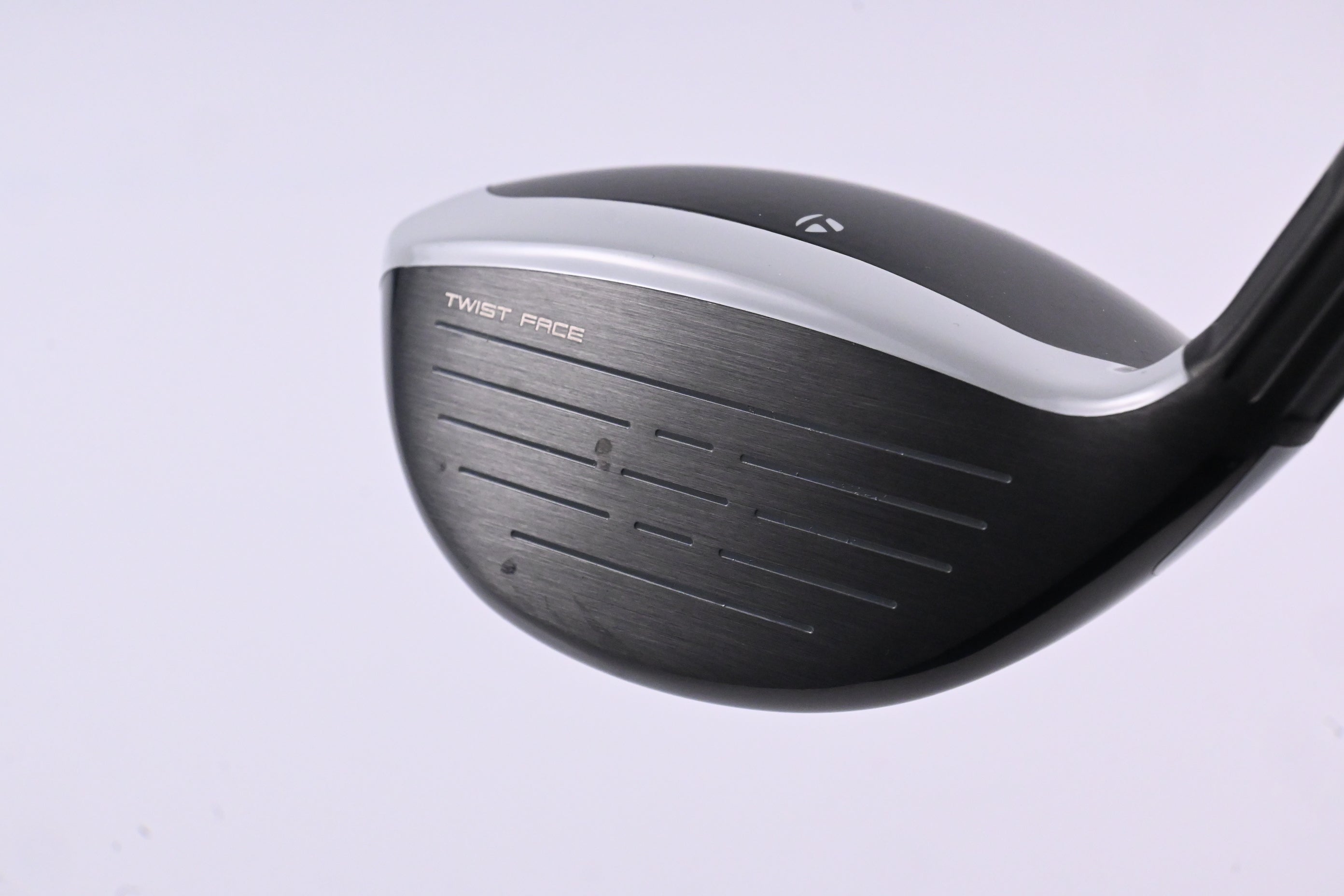 Ladies Taylormade SIM2 Max #5 Wood / 18 Degree / Ladies Flex Aldila NV 45 Shaft