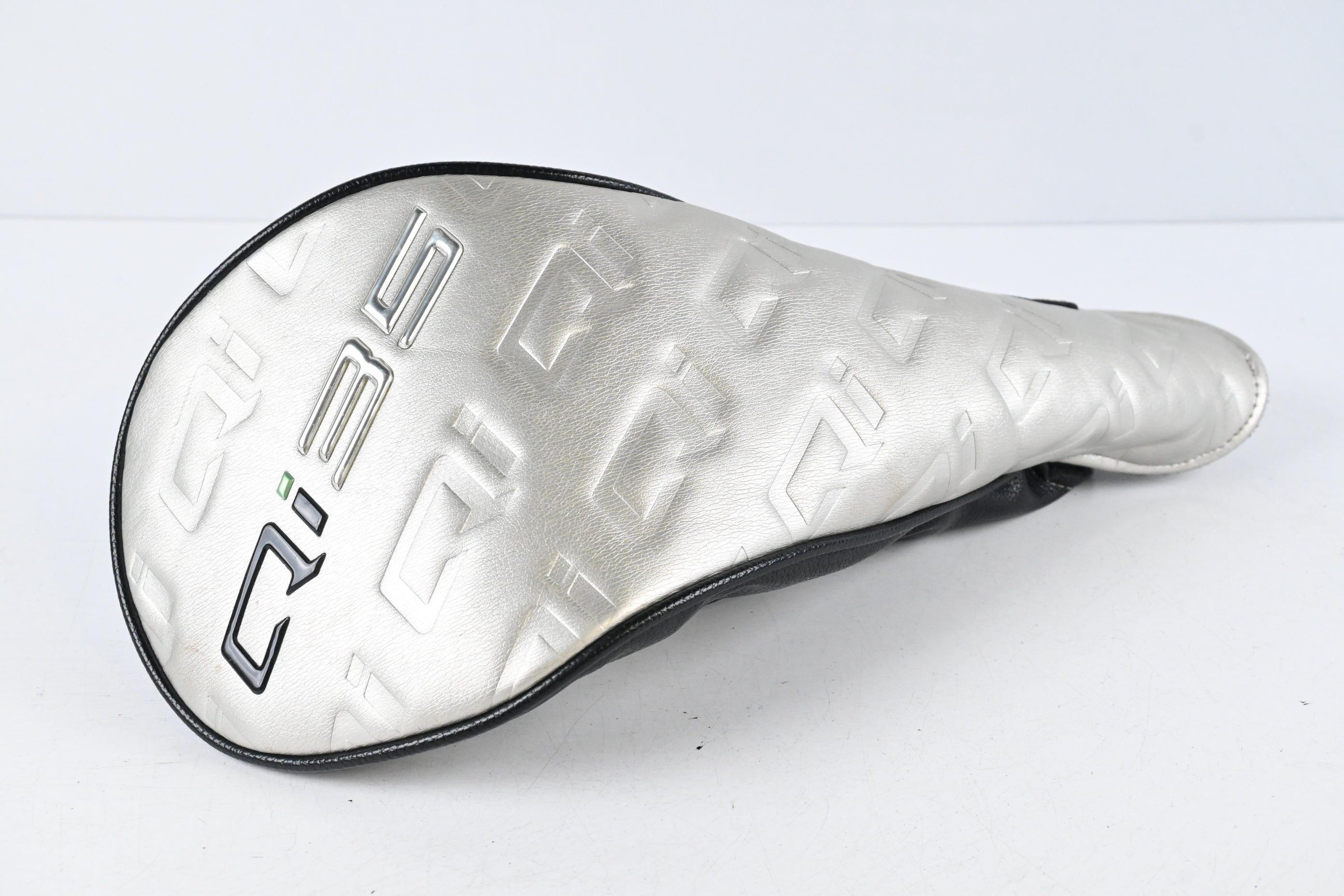 Taylormade Qi35 Max Driver / 10.5 Degree / Regular Flex Fujikura Airspeeder 50