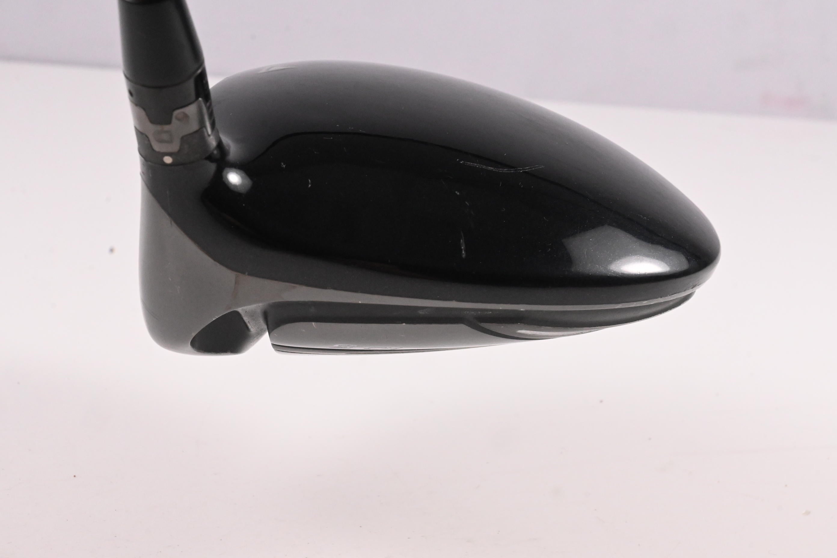 Titleist 915 D2 Driver / 10.5 Degree / Senior Flex Bassara 50 Shaft