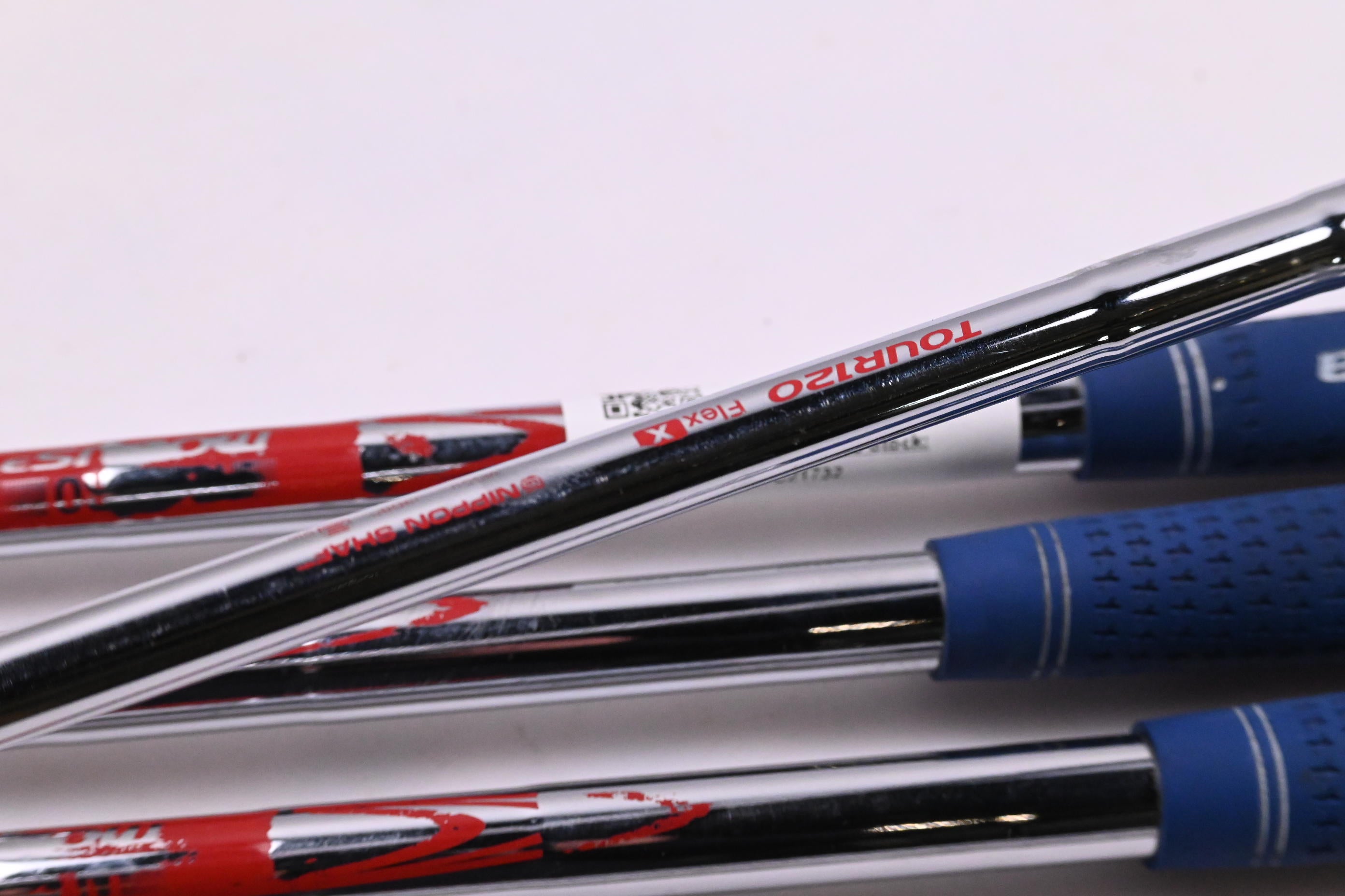 Wilson DYNAPWR Irons / 6-PW / X-Flex NS Pro Modus 3 Tour 120 Shafts