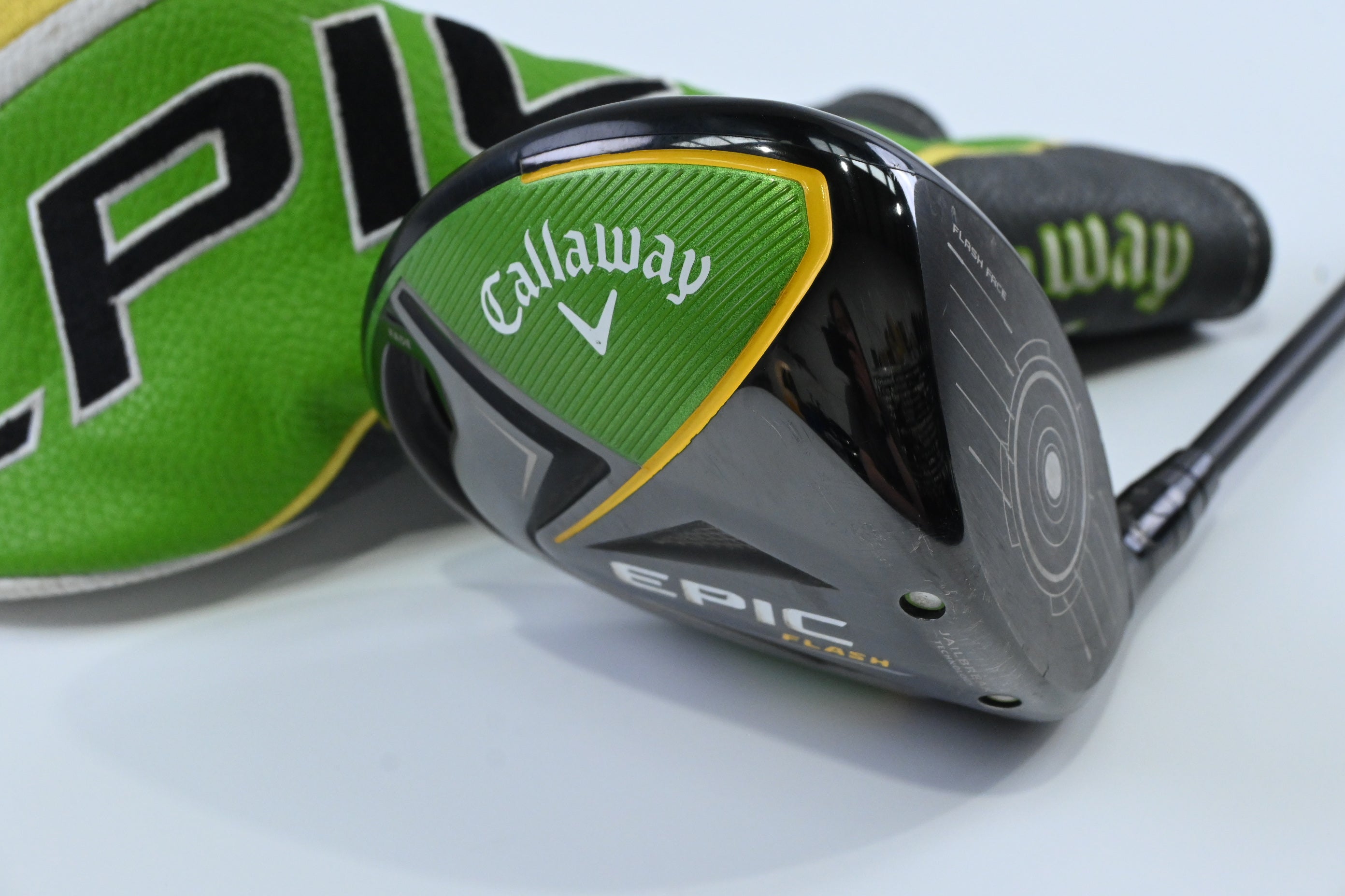 Callaway Epic Flash Driver / 10.5 Degree / Stiff Flex Aldila Rogue Black 60