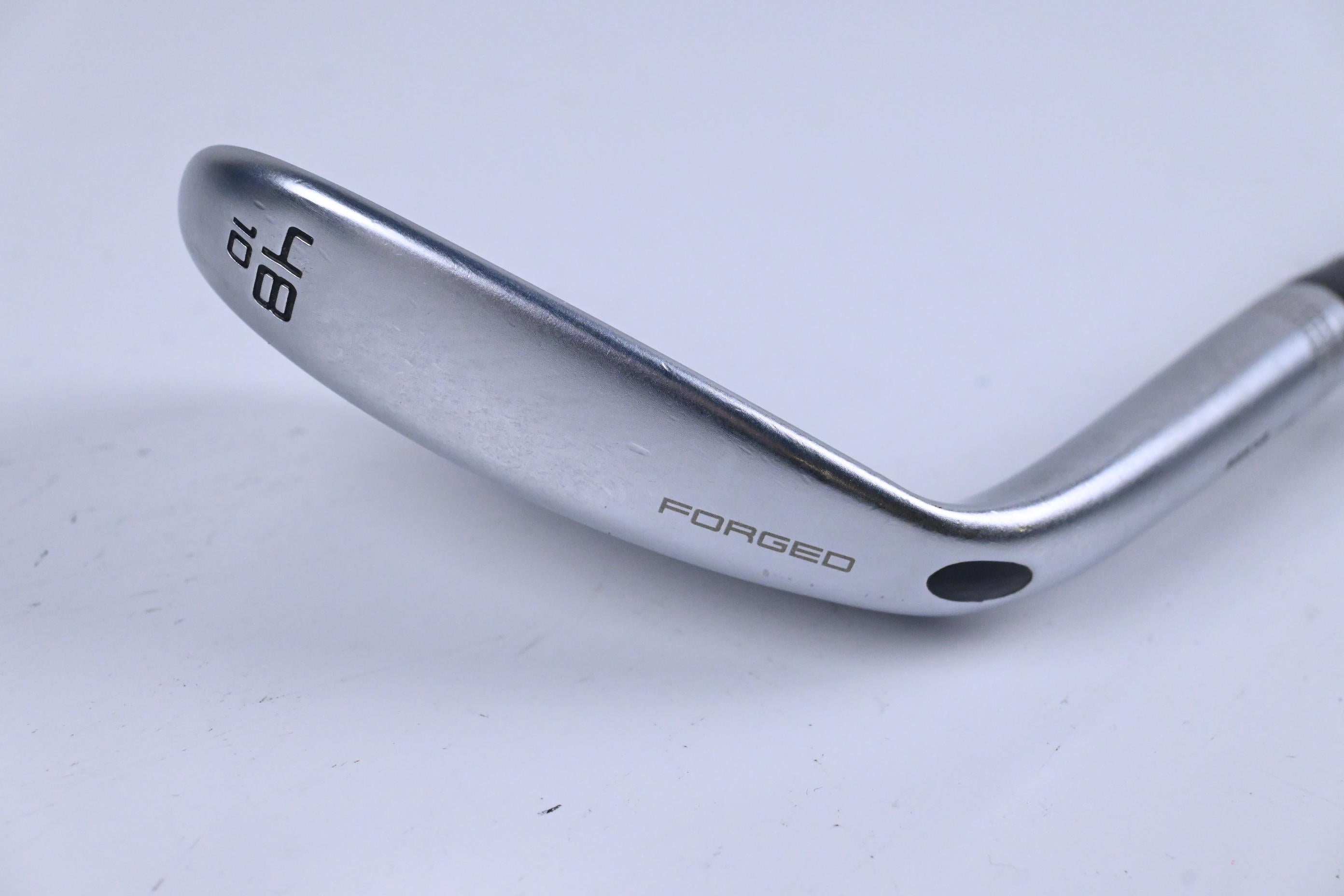 Wilson Staff Model Pitching Wedge / 48 Degree / Stiff Flex Dynamic Gold R300