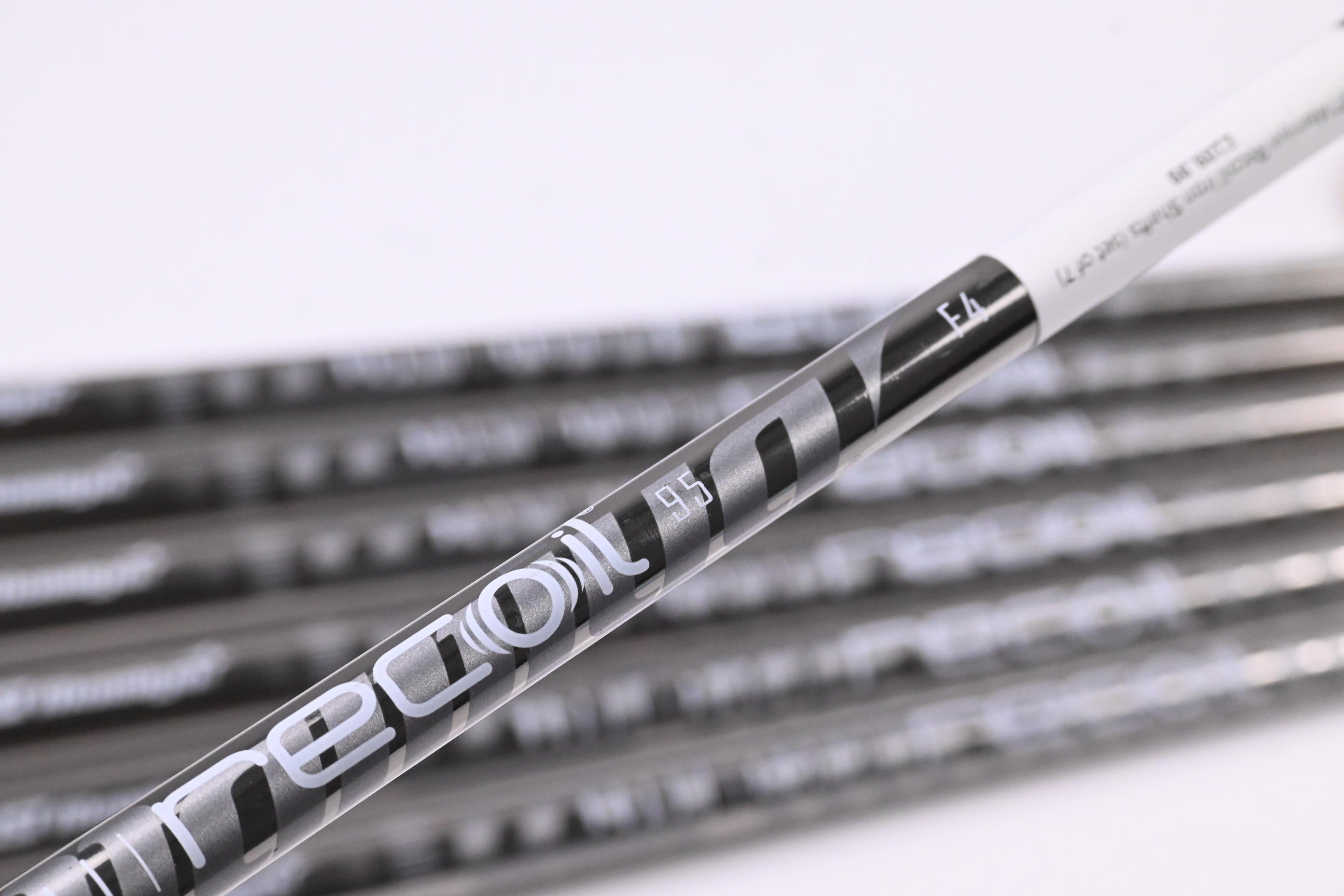 UST Mamiya Recoil 95 Iron Shafts / Stiff Flex / Set of 7 / .355" Tip