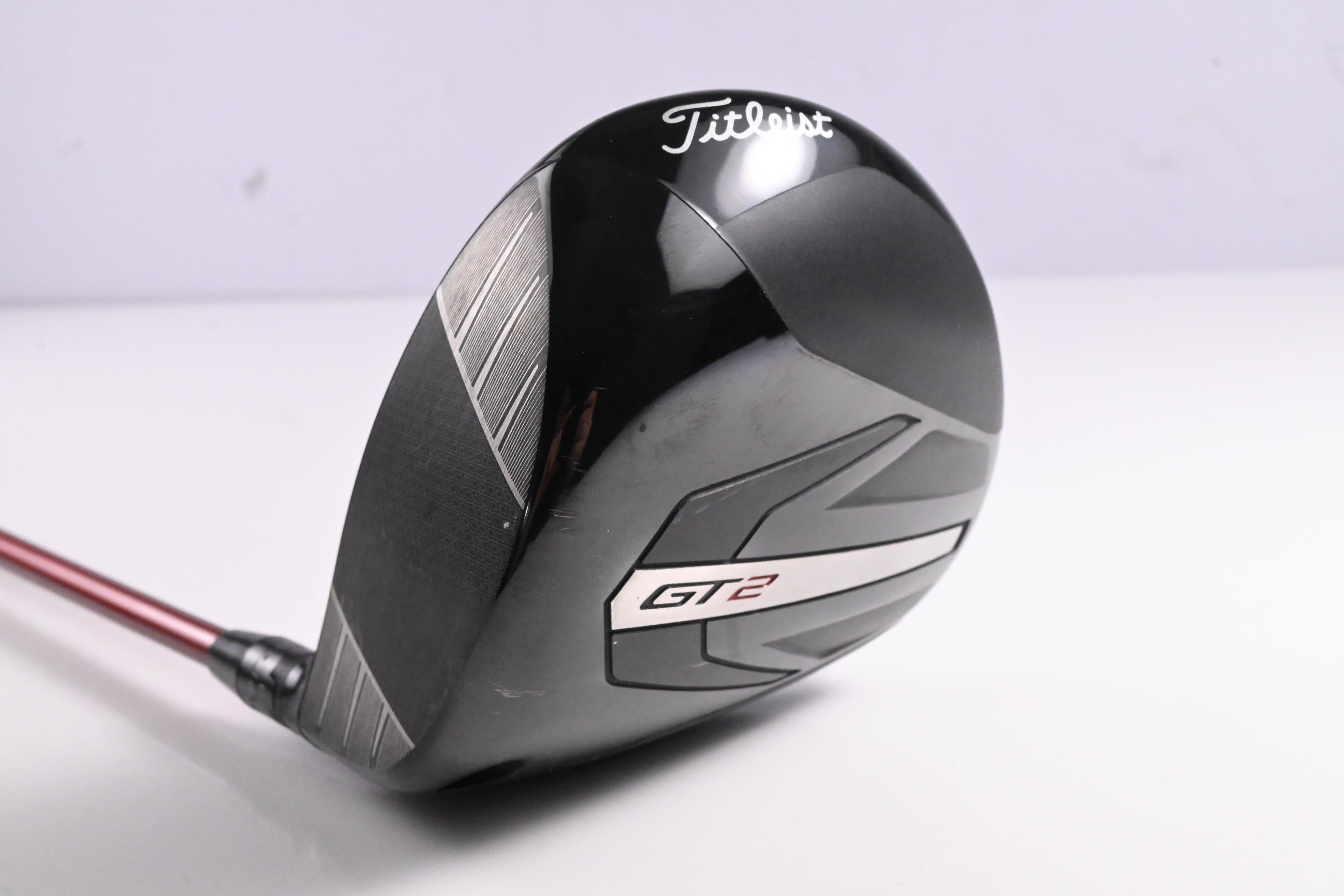 Left hand Titleist GT2 Driver / 9 Degree / Stiff Flex Denali Red 50 Shaft