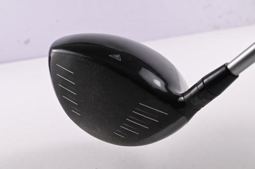 Titleist 915 D3 Driver / 9.5 Degree / Stiff Flex Diamana D+ White 70 Shaft