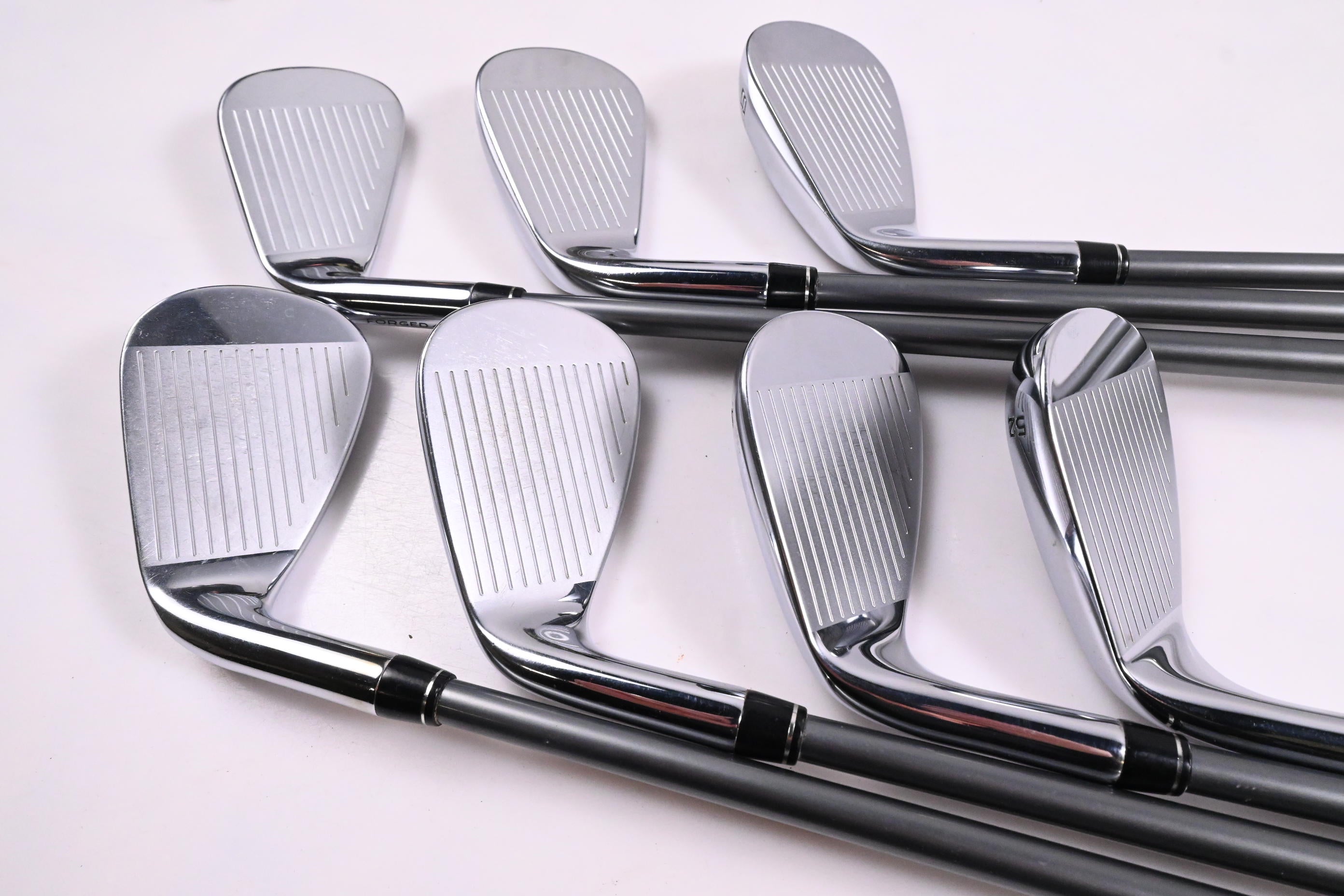 Callaway Paradym Irons / 6-PW+GW+52° / Regular Flex Hzrdus Gen4 Silver 65