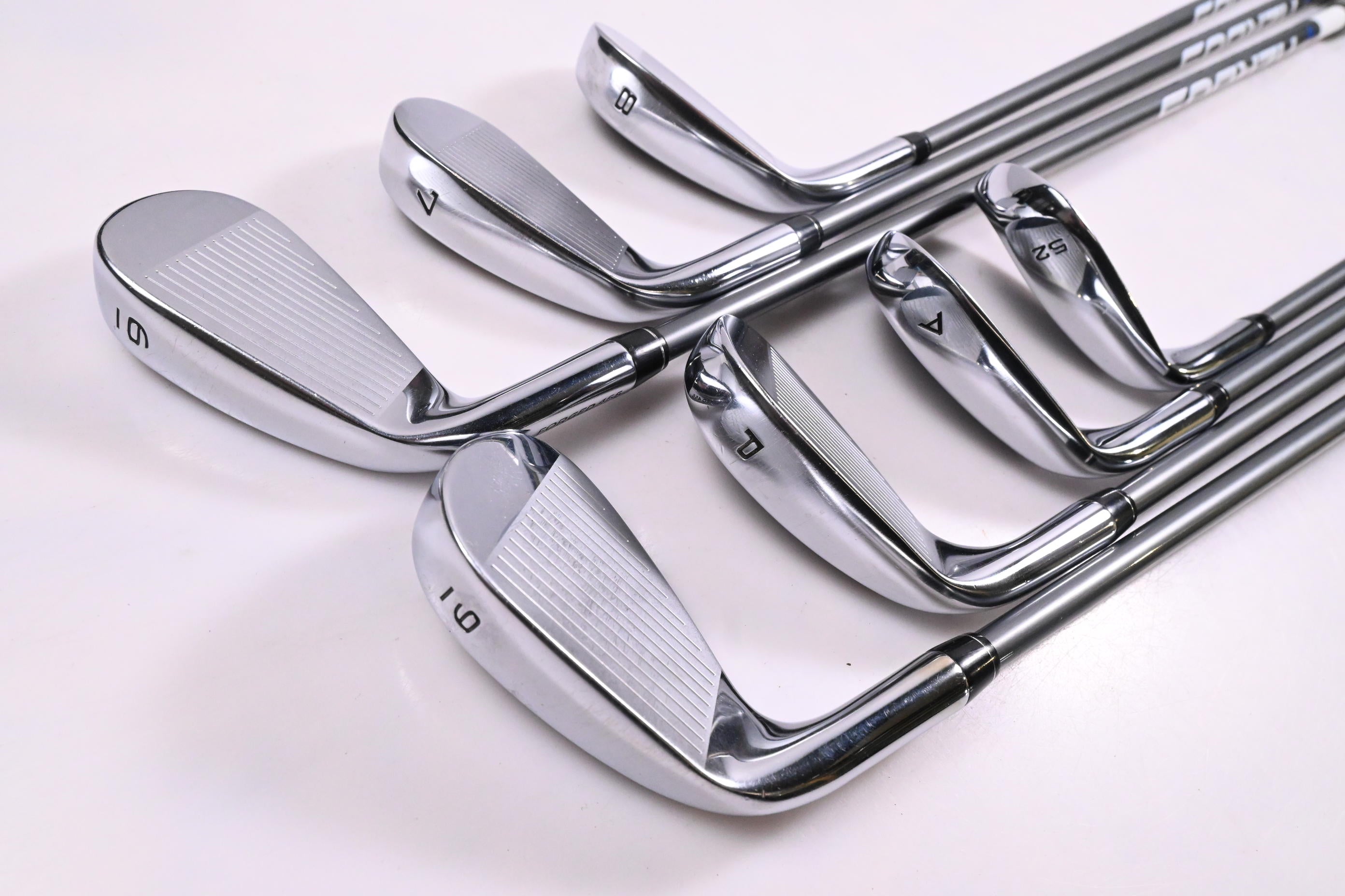 Callaway Paradym Irons / 6-PW+GW+52° / Regular Flex Hzrdus Gen4 Silver 65