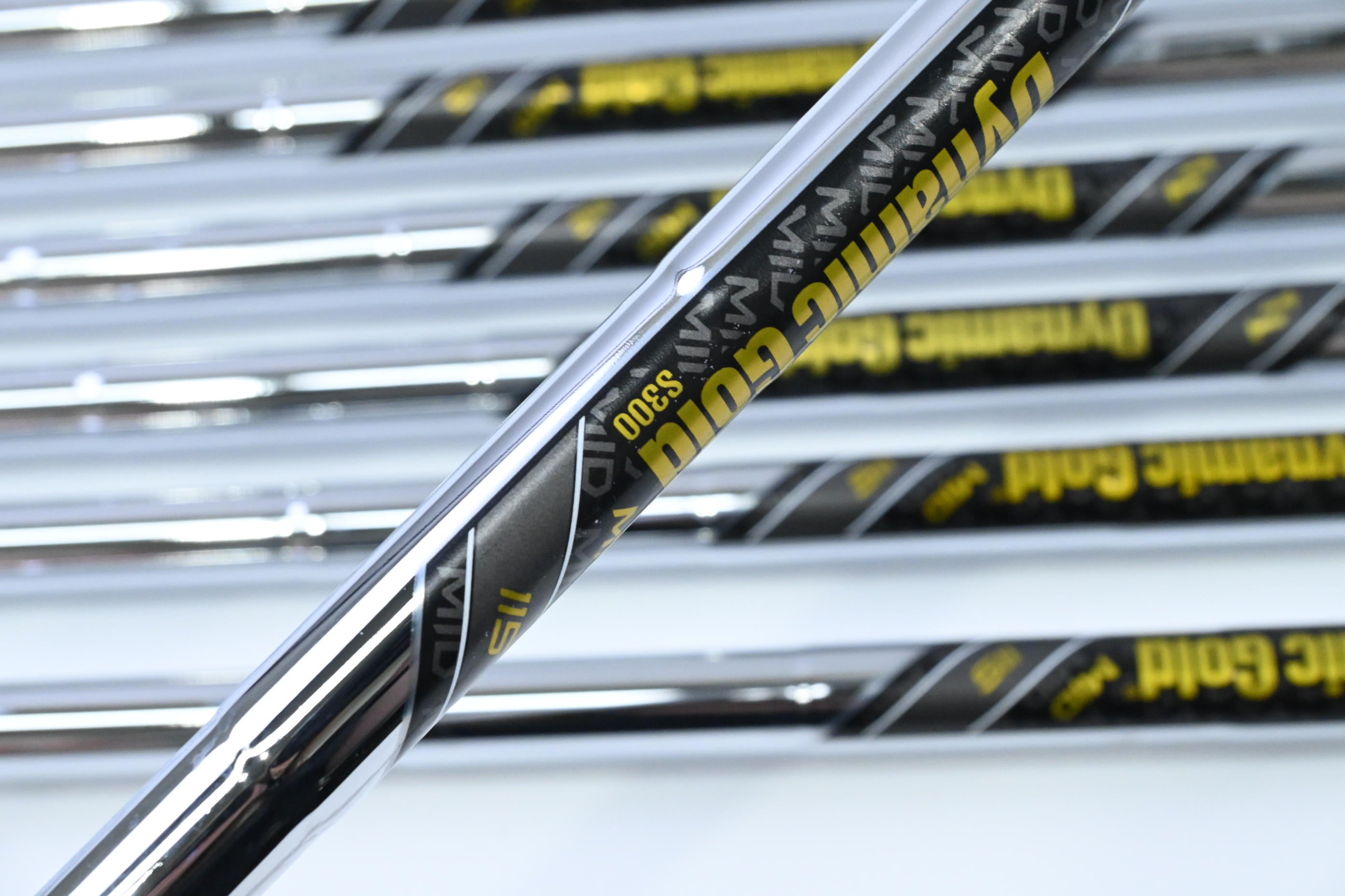 Wilson Staff Model 2024 CB Irons / 4-PW / Stiff Flex Dynamic Gold 115 S300