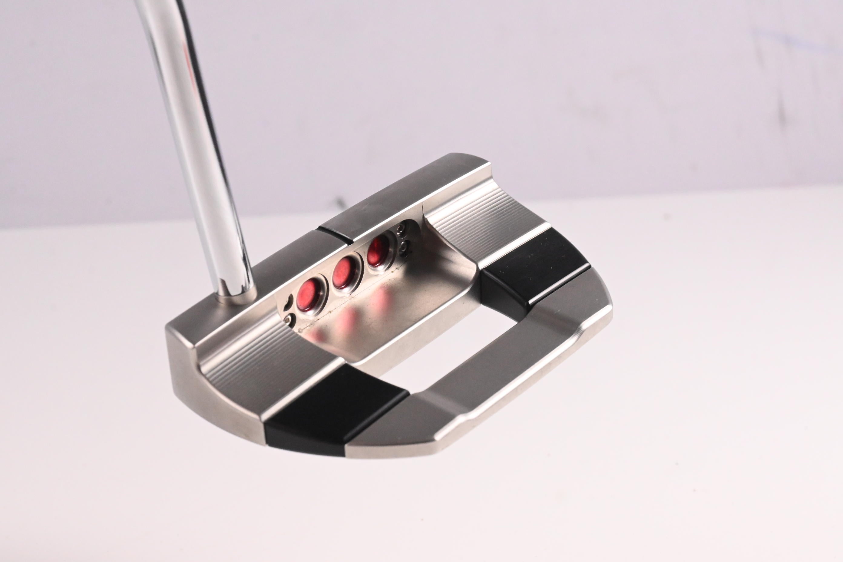 Scotty Cameron 2025 Studio Style Fastback Putter / 38 Inch