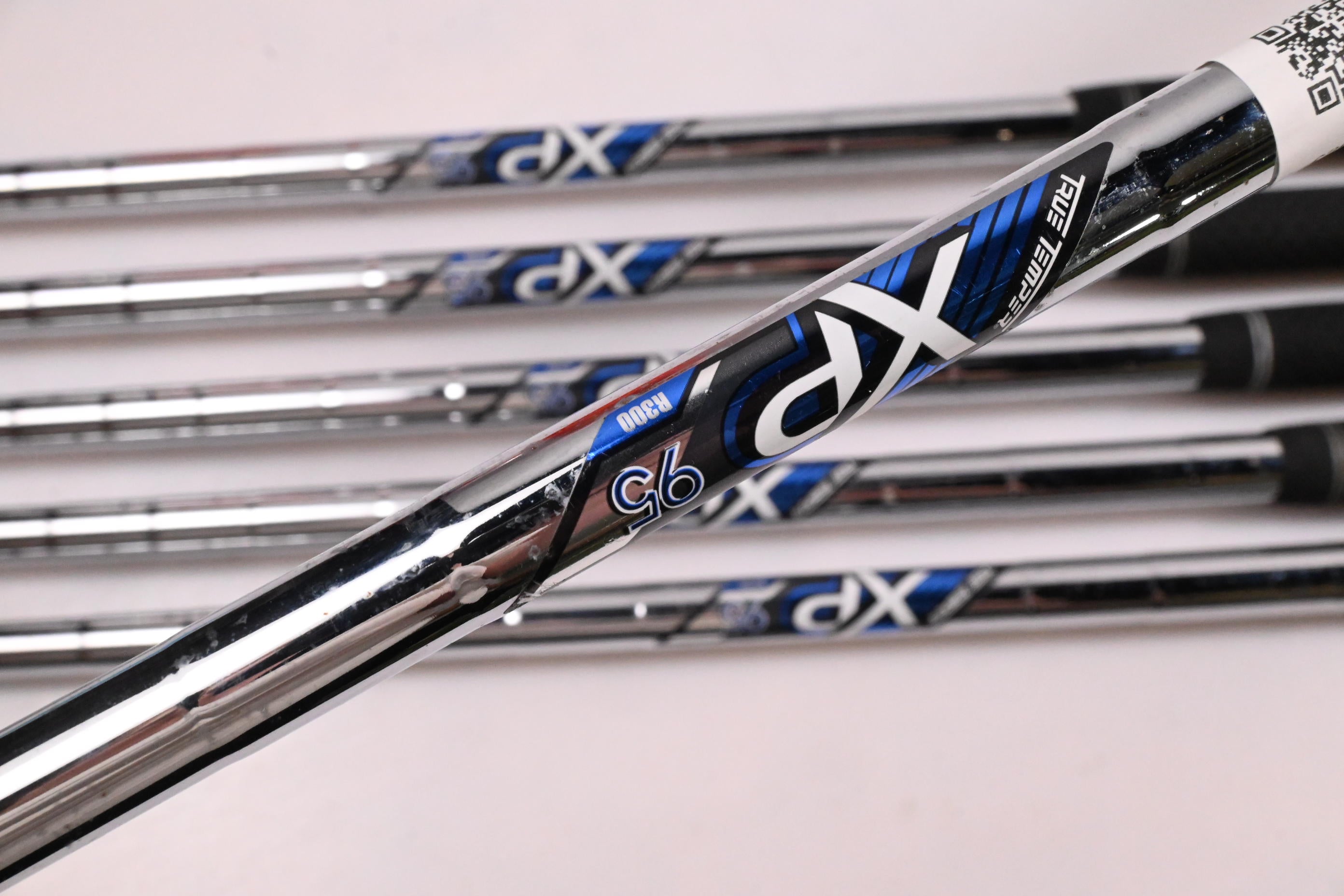 Callaway Rogue Irons / 5-PW / Regular Flex XP 95 R300 Shafts