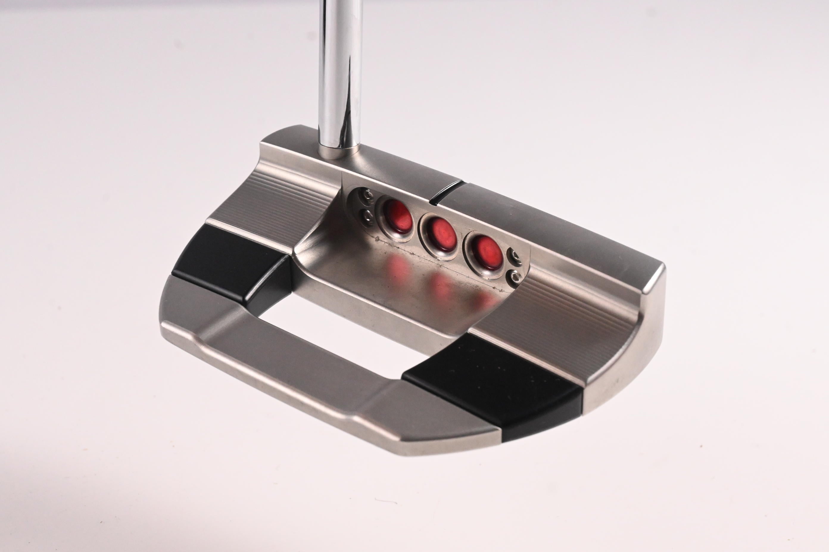 Scotty Cameron 2025 Studio Style Fastback Putter / 38 Inch