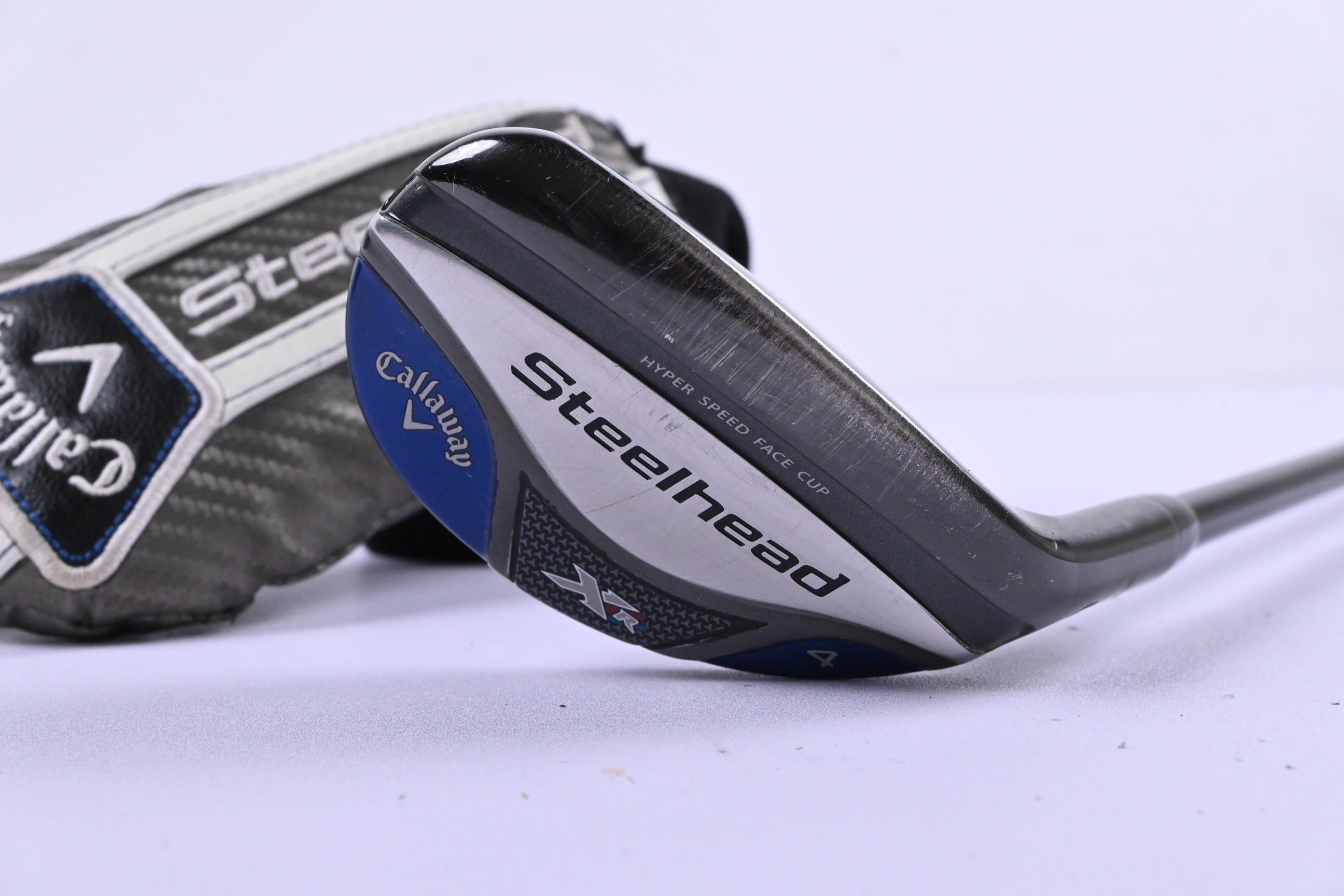 Callaway Steelhead XR #4 Hybrid / 22 Degree / Regular Flex HZRDUS Blue 58 Shaft