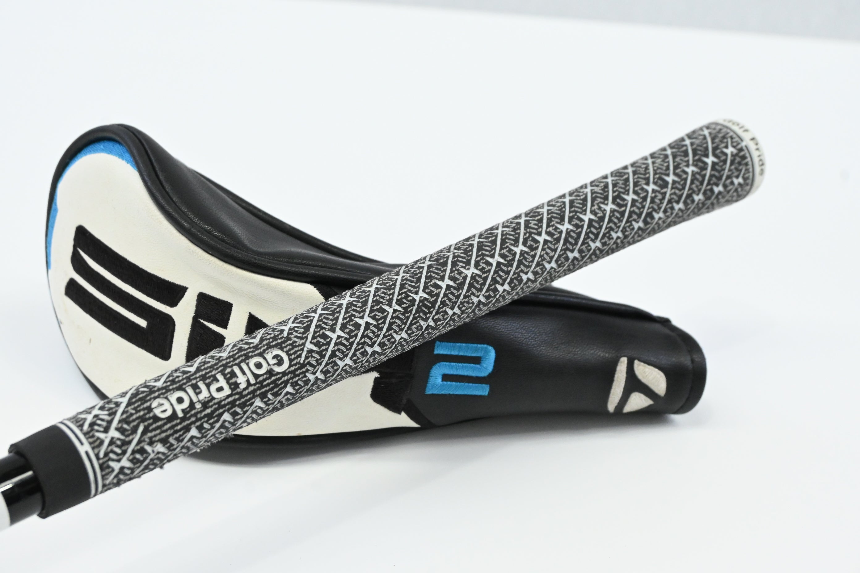 Left Hand Taylormade SIM2 #3 Hybrid / 19.5 Degree / X-Flex HZRDUS Smoke Black 90