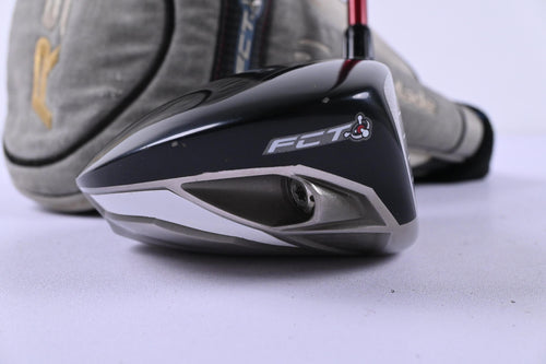 Taylormade R9 Driver / 9.5 Degree / Stiff Flex Fujikura Motore 65 Shaft