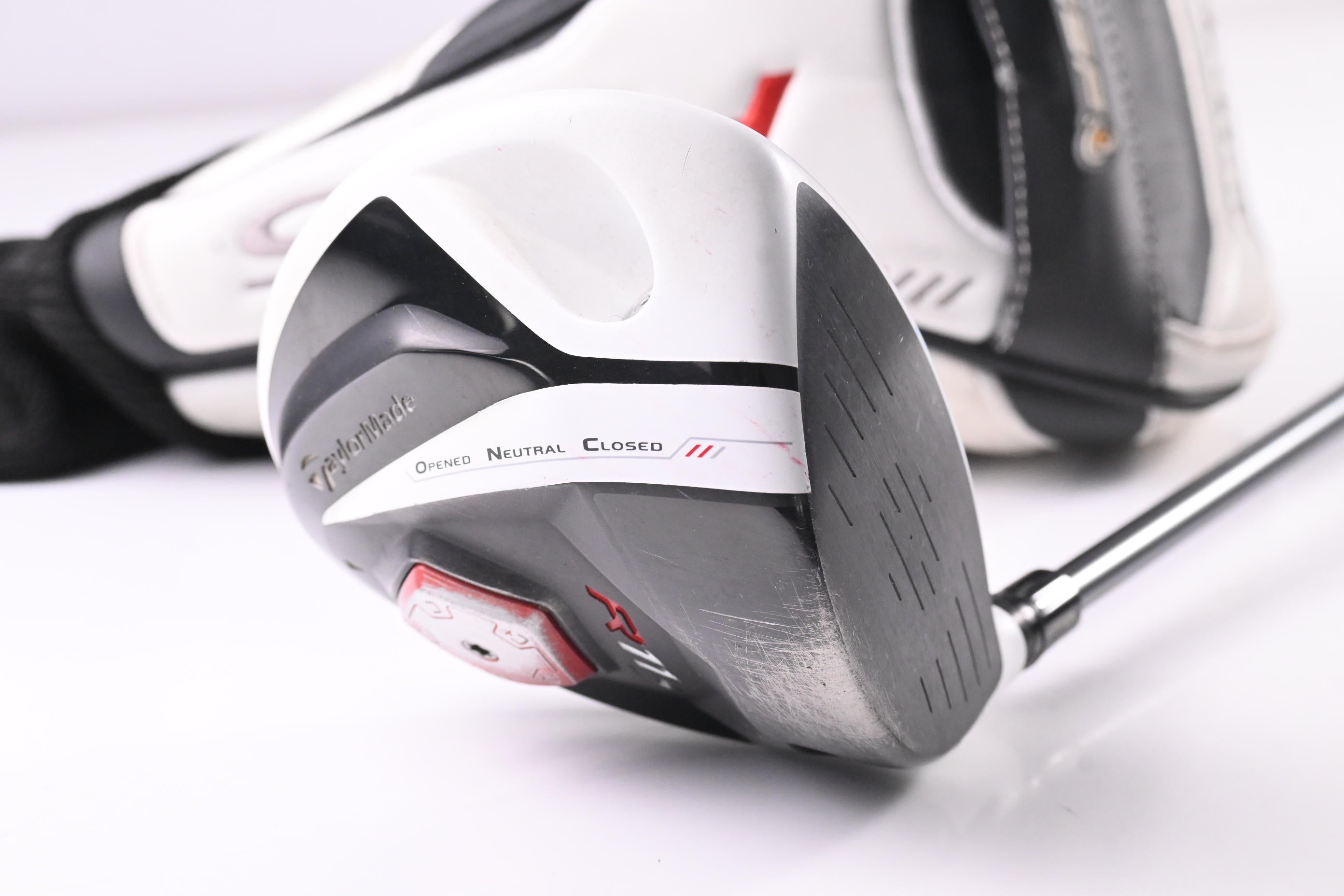 Taylormade R11S Driver / 10.5 Degree / Regular Flex Motore 55 Shaft