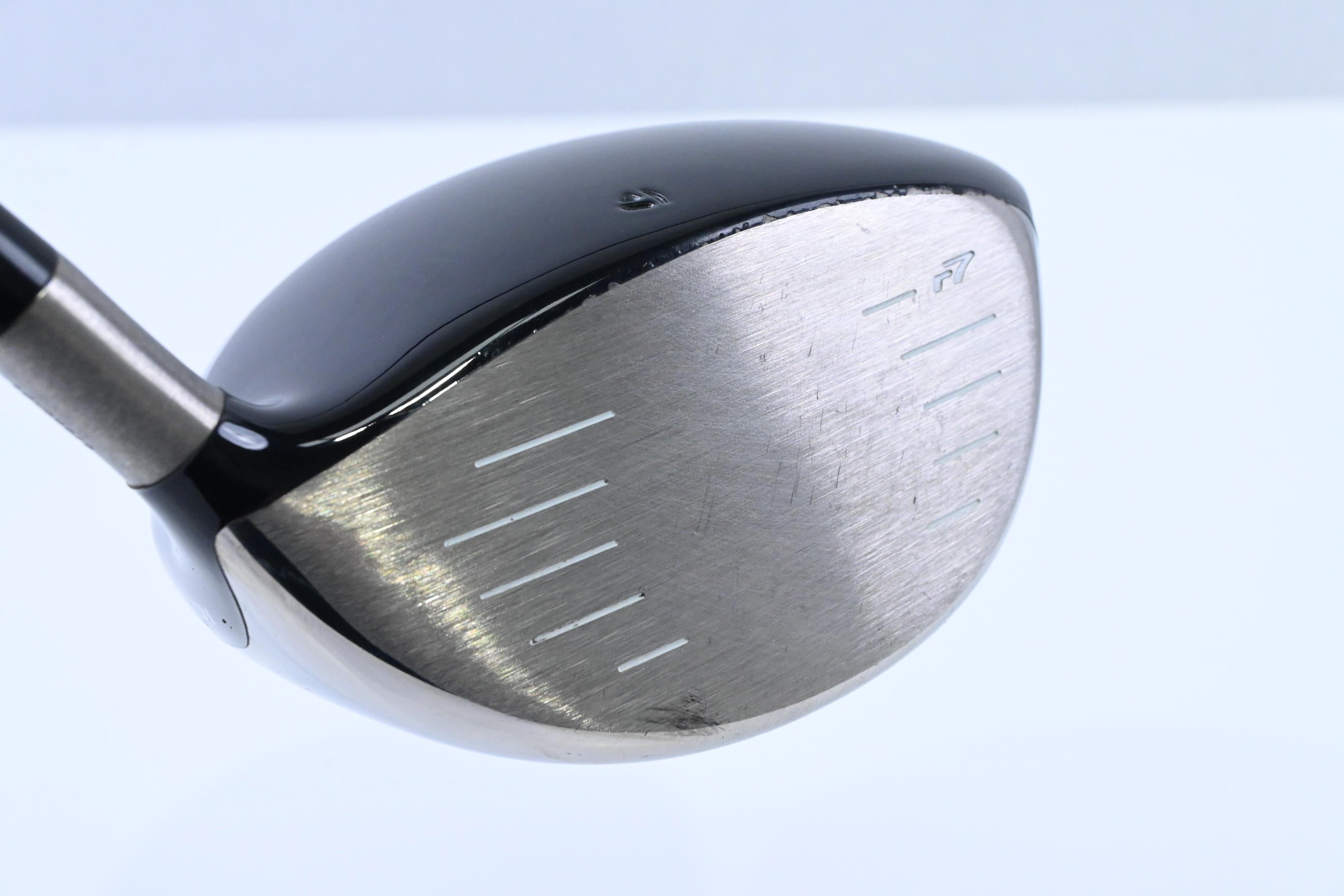 Left Hand Taylormade R7 Draw Driver / 10.5 Degree / Regular Flex Reax 55 Shaft