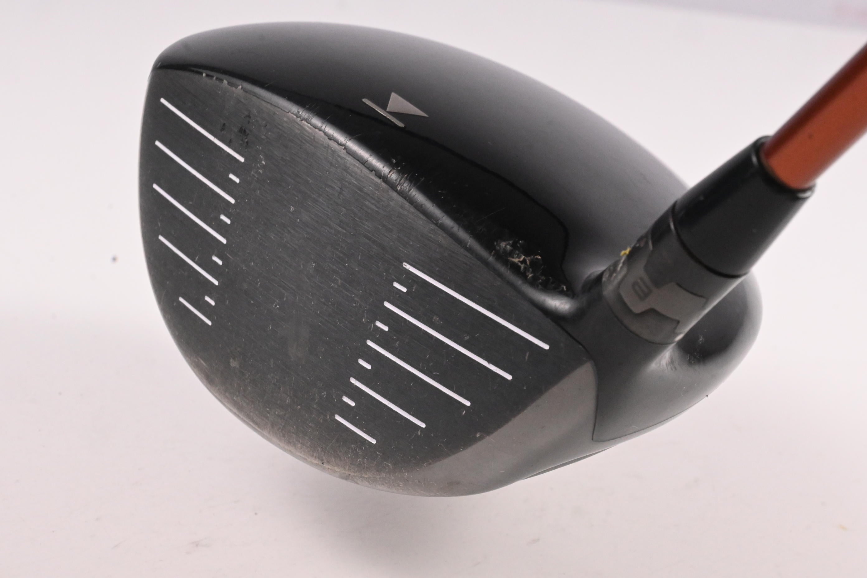 Titleist 910 D2 Driver / 9.5 Degree / Regular Flex Diamana 'ilima 61 Shaft
