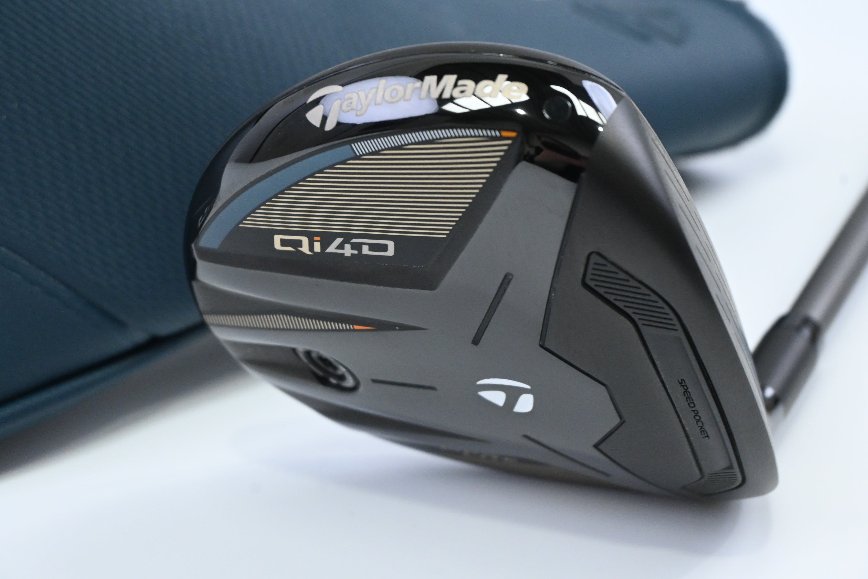 Taylormade Qi4D Max Lite #9 Wood / 24 Degree / Regular Flex Reax White 45 Shaft