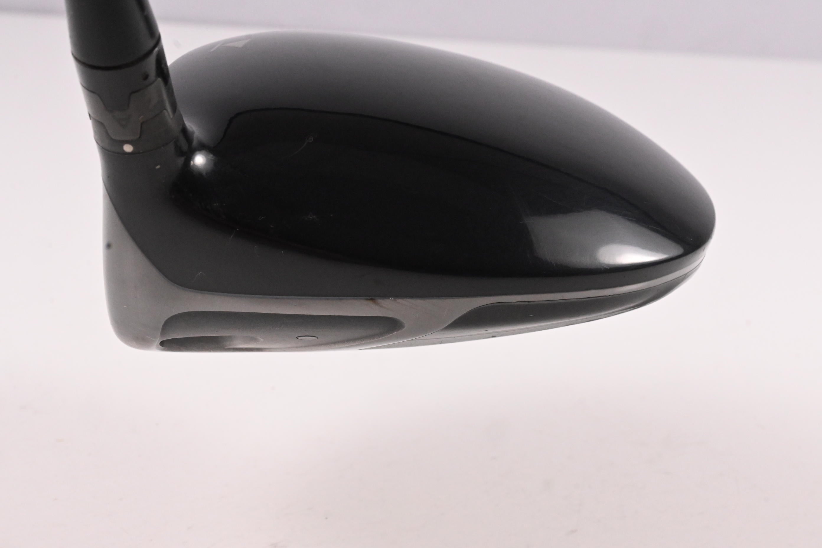 Titleist 910 D2 Driver / 9.5 Degree / Regular Flex Diamana 'ilima 61 Shaft