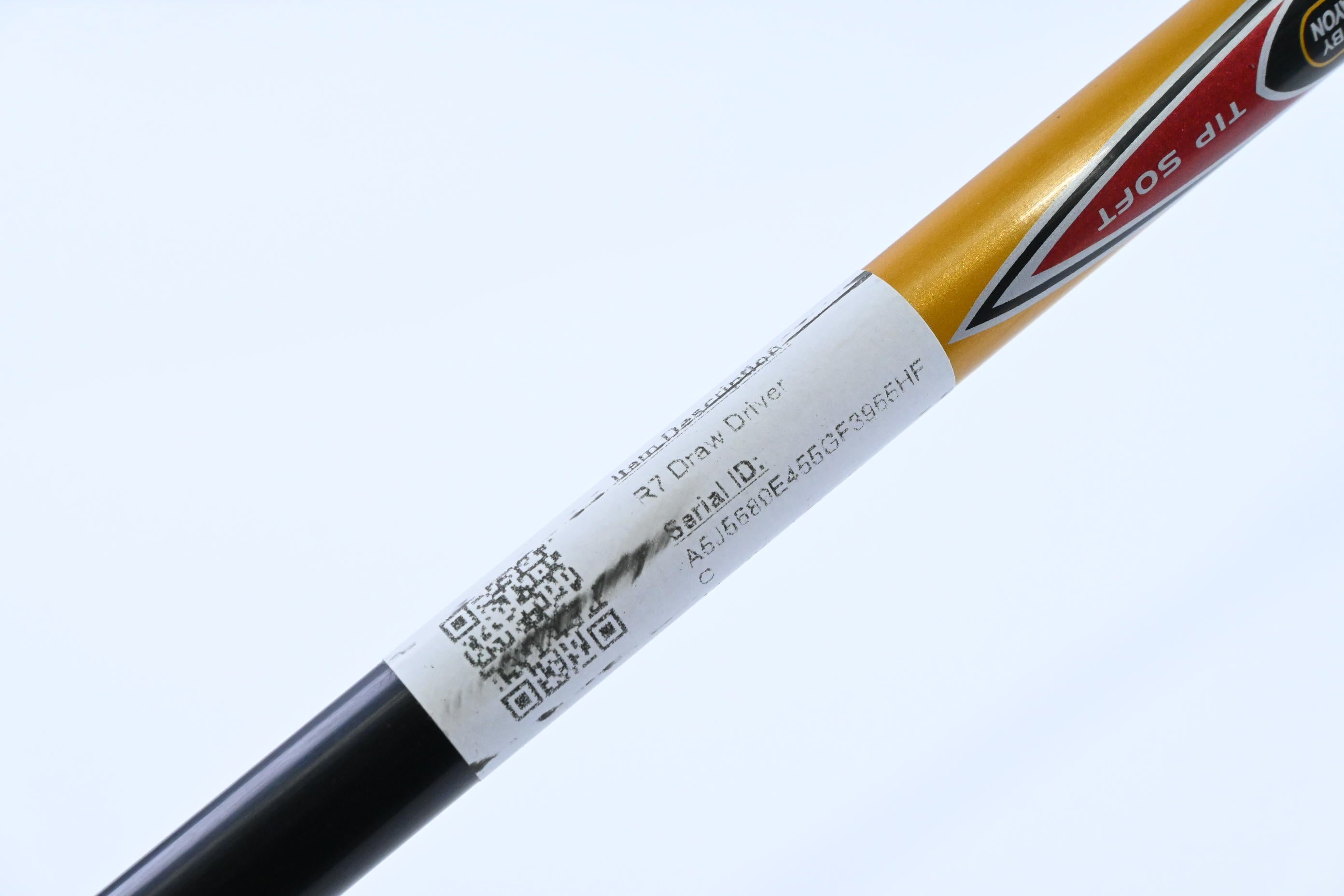 Left Hand Taylormade R7 Draw Driver / 10.5 Degree / Regular Flex Reax 55 Shaft