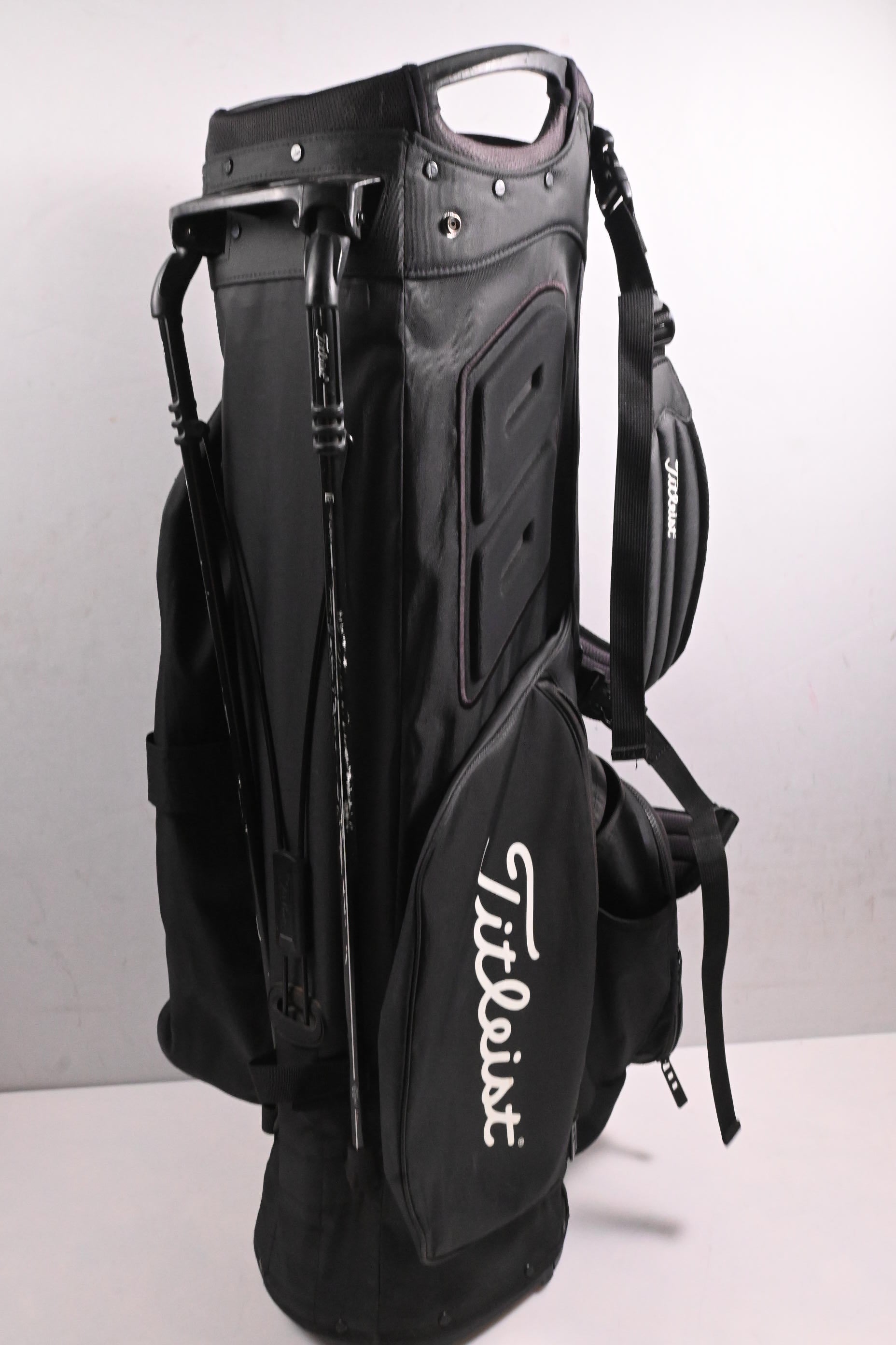 Titleist Hybrid 5 Stand Bag / 5-Way Divider / Black
