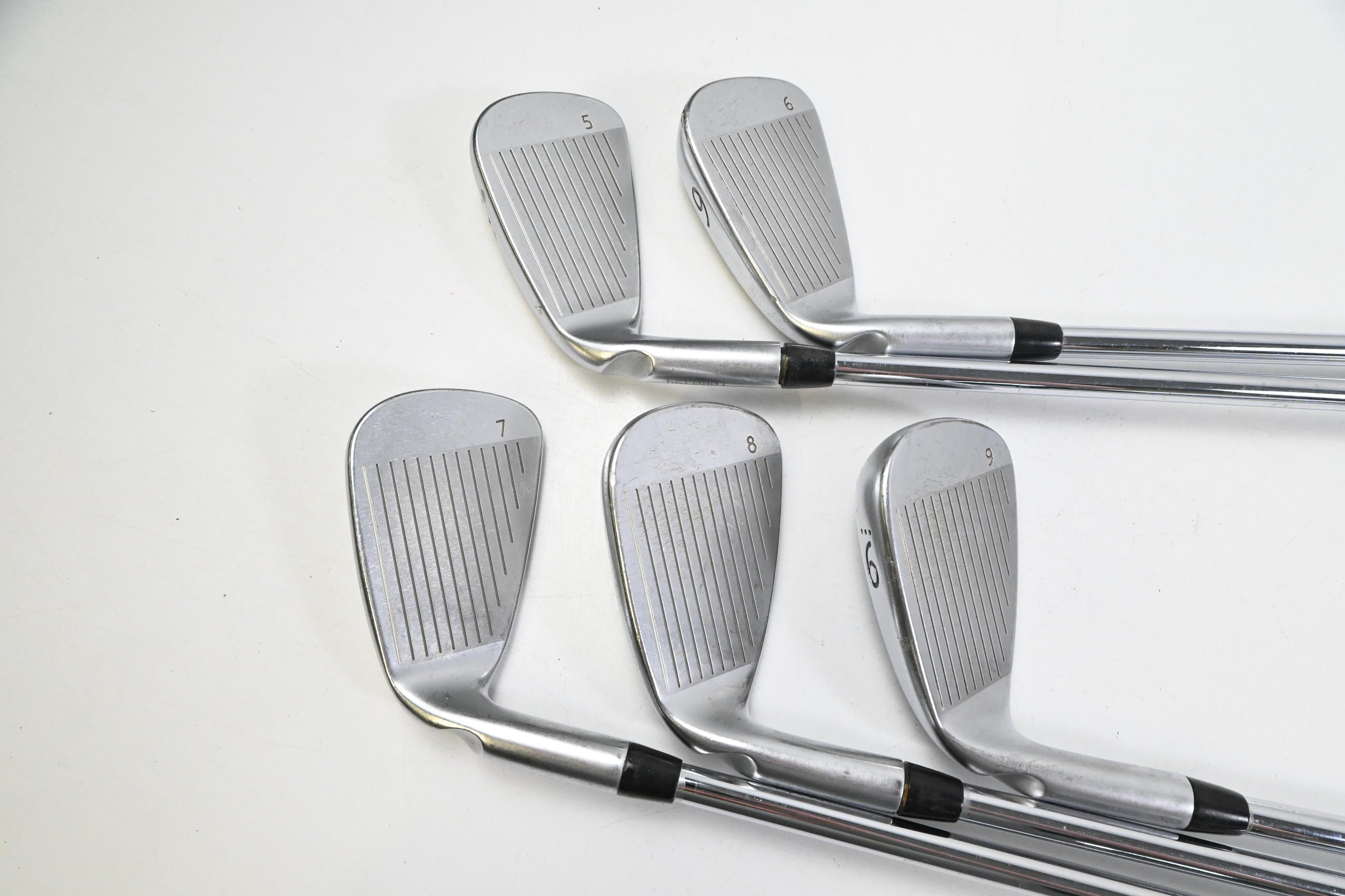 Ping i25 Irons / 5-9i / White Dot / Regular Flex Ping CFS Shafts