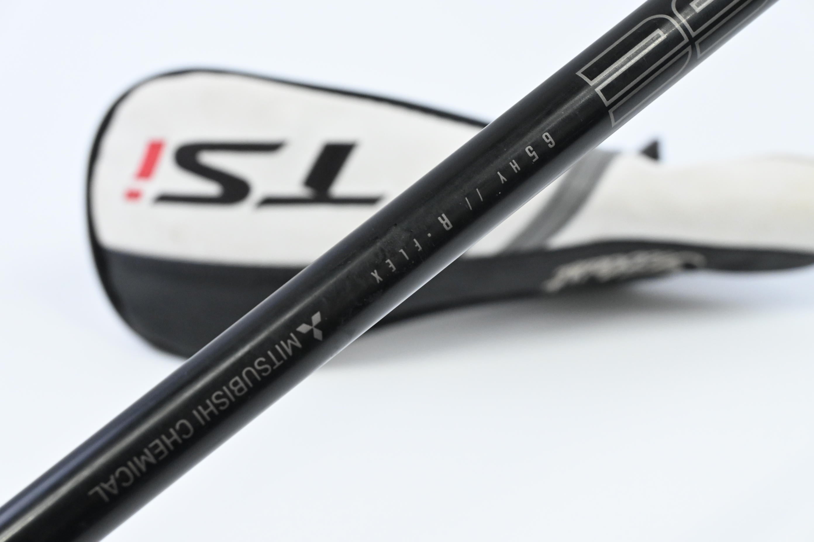 Titleist TSi2 #3 Hybrid / 18 Degree / Regular Flex Kuro Kage Black 65 Shaft