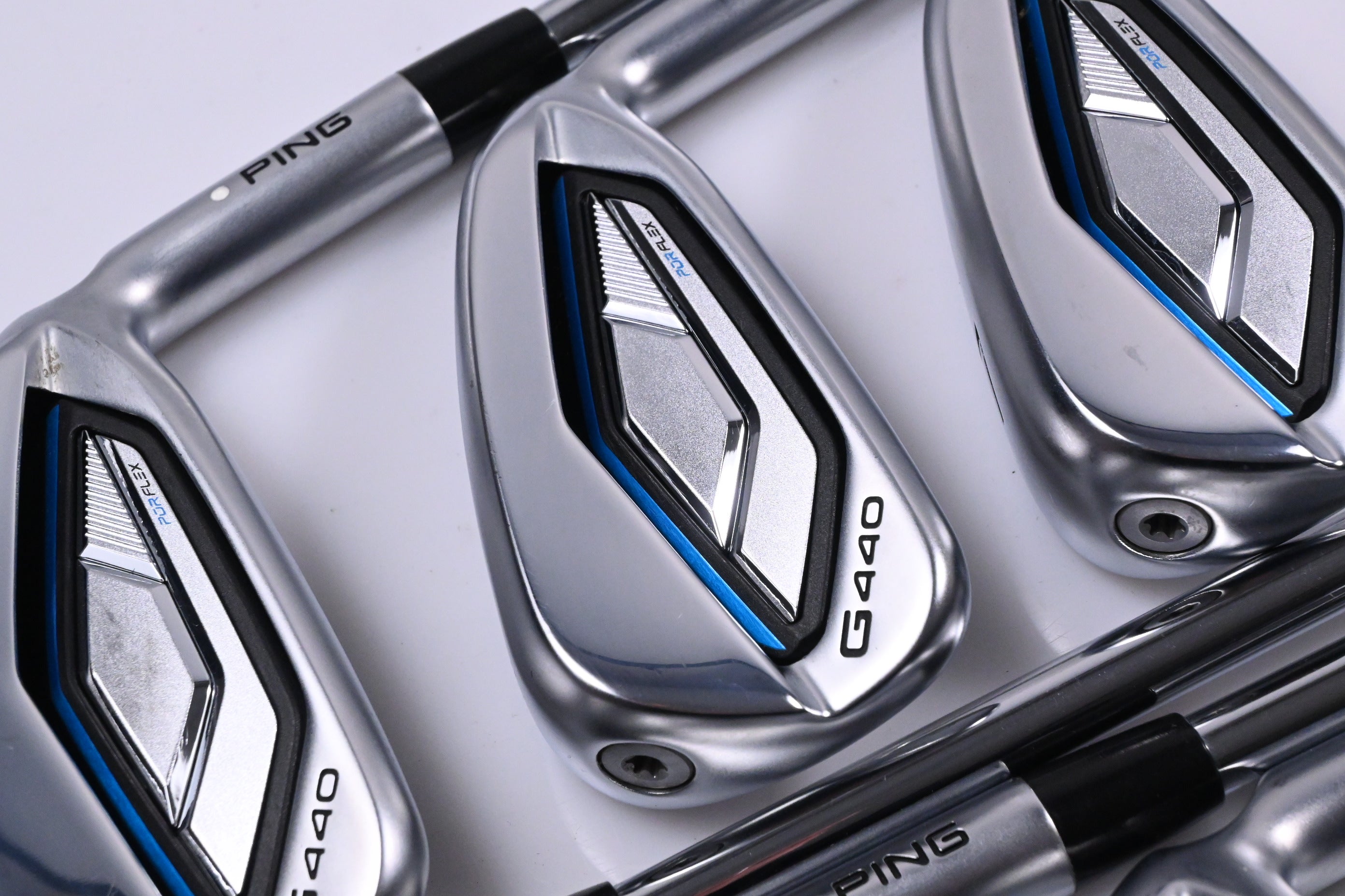 Ping G440 Irons / 5-PW+56° / White Dot / Regular Flex Ping AWT 3.0 Shafts