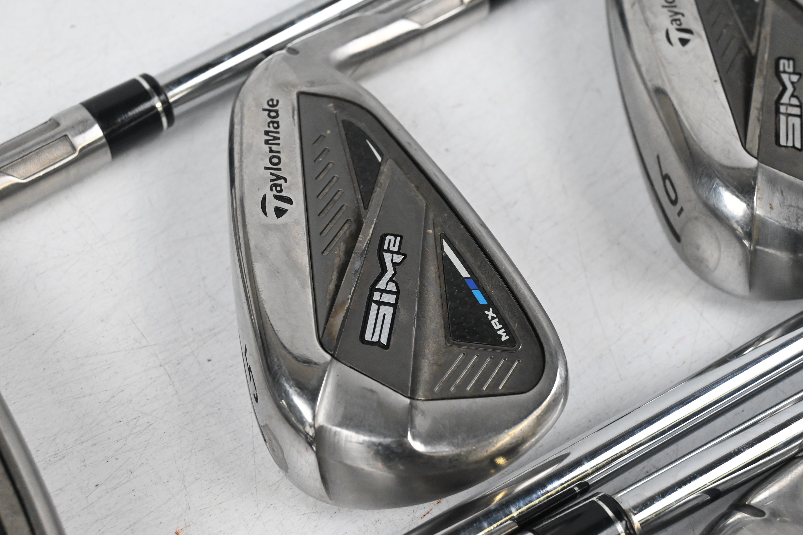 Taylormade SIM2 Max Irons / 4-PW / Stiff Flex KBS MAX MT 85 Shafts