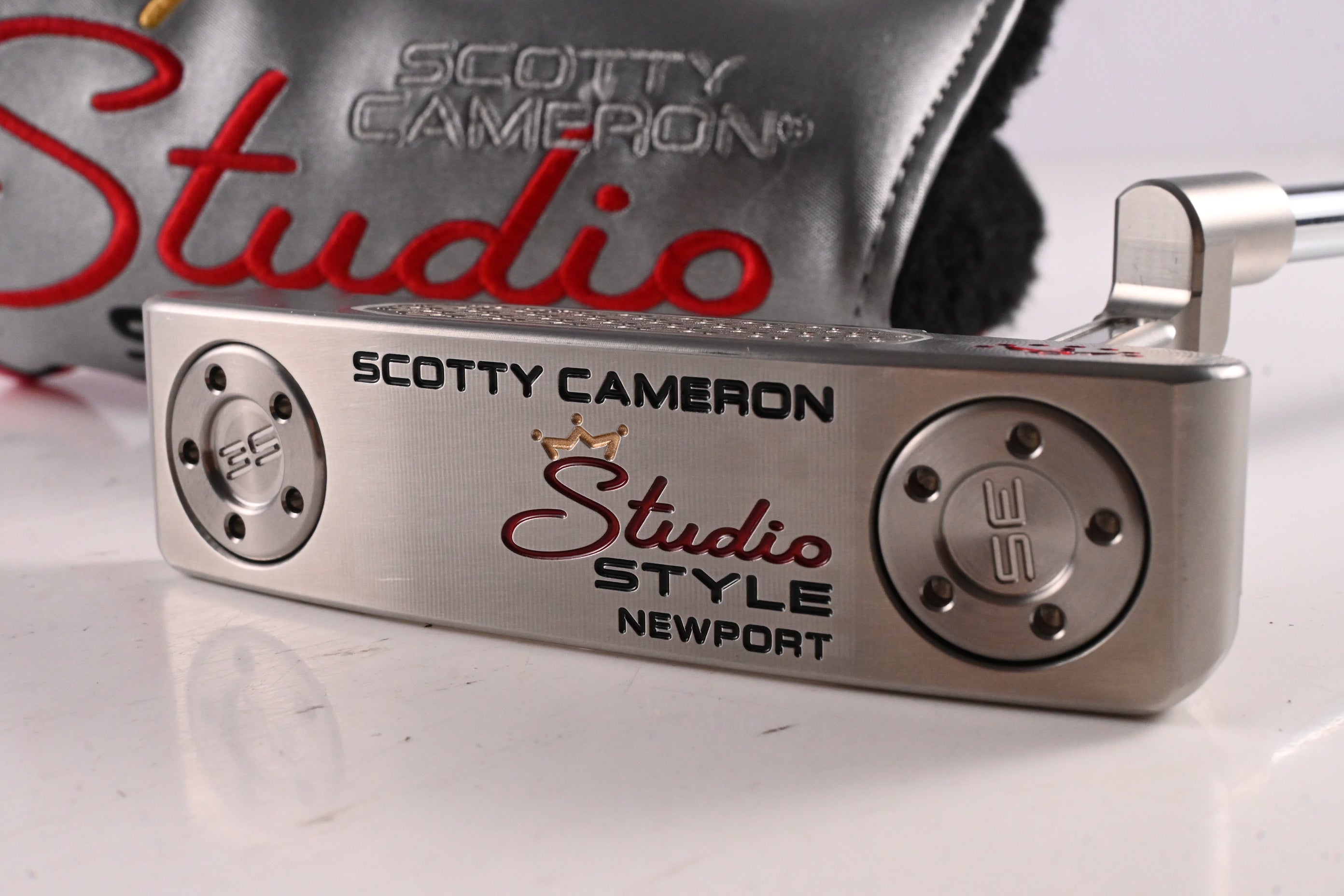 Scotty Cameron 2025 Studio Style Newport Putter / 33 Inch