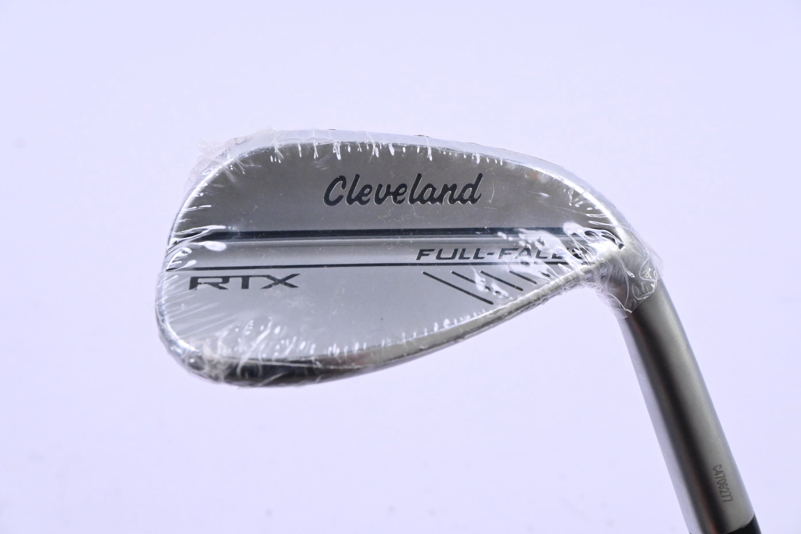 Cleveland RTX Full Face 2 Gap Wedge / 52 Degree / Wedge Flex Dynamic Gold
