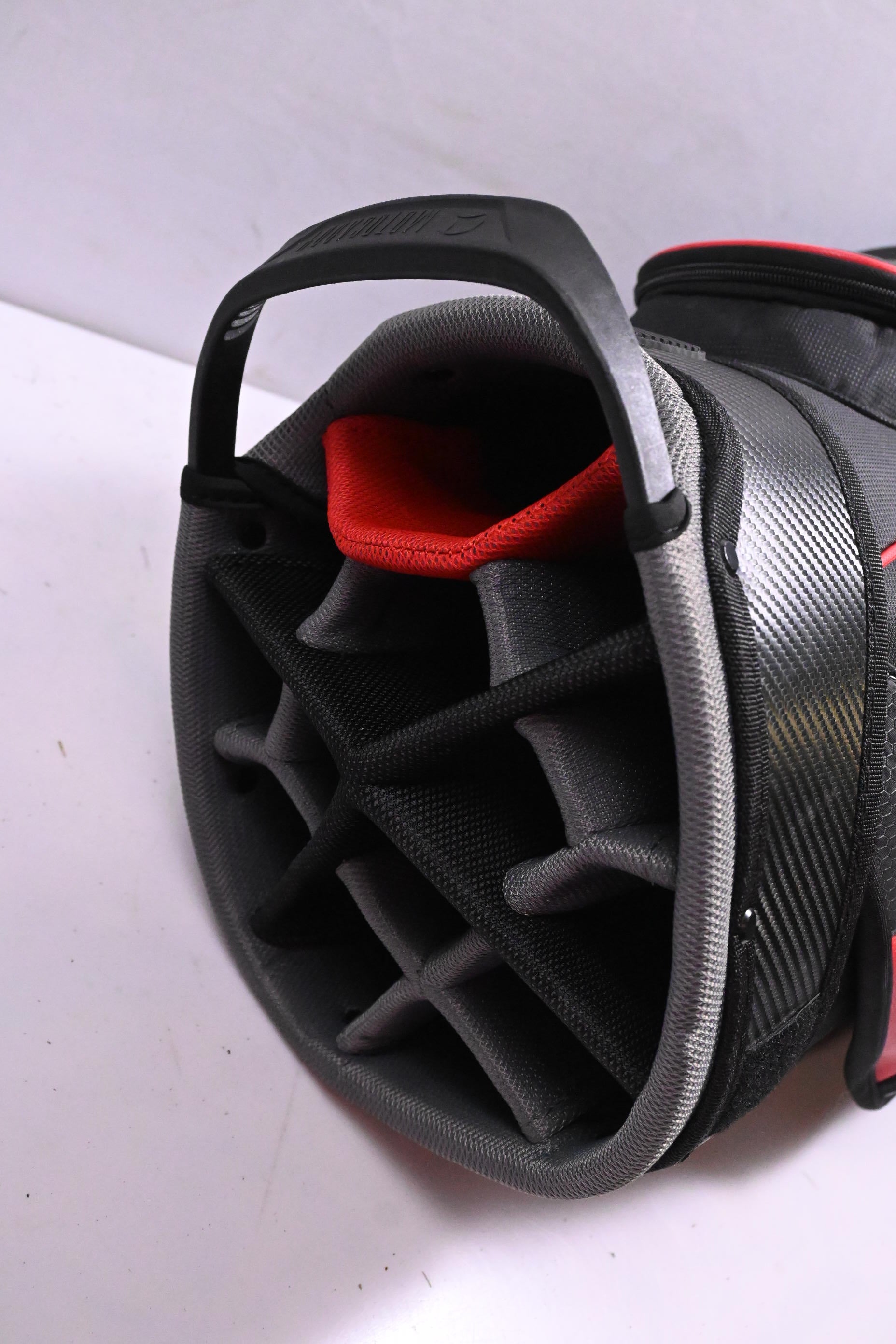 Motocaddy Pro Series Cart Bag / 14-Way Divider / Black, Red
