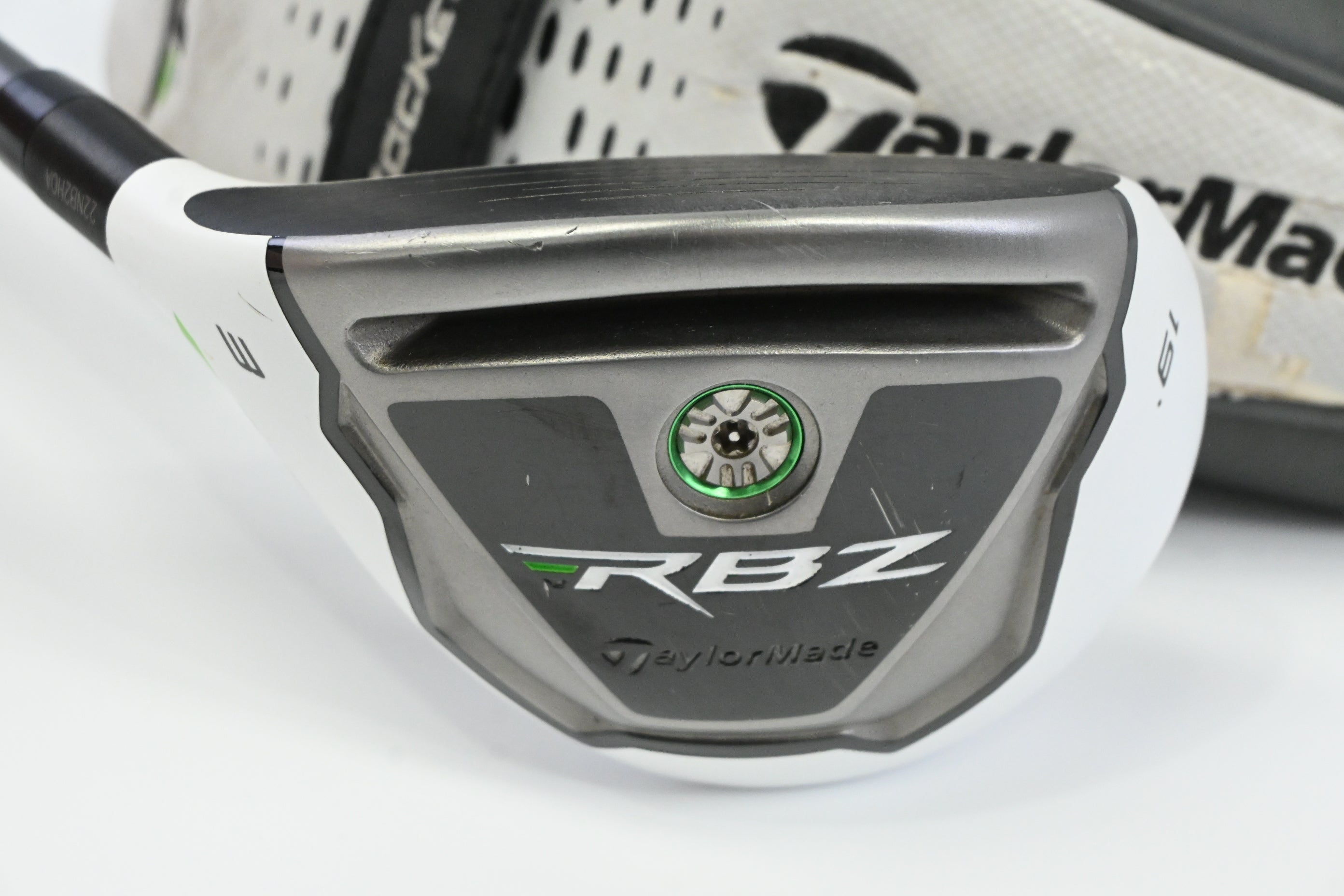 Left Hand Taylormade RBZ #3 Hybrid / 19 Degree / Regular Flex Taylormade RBZ 65