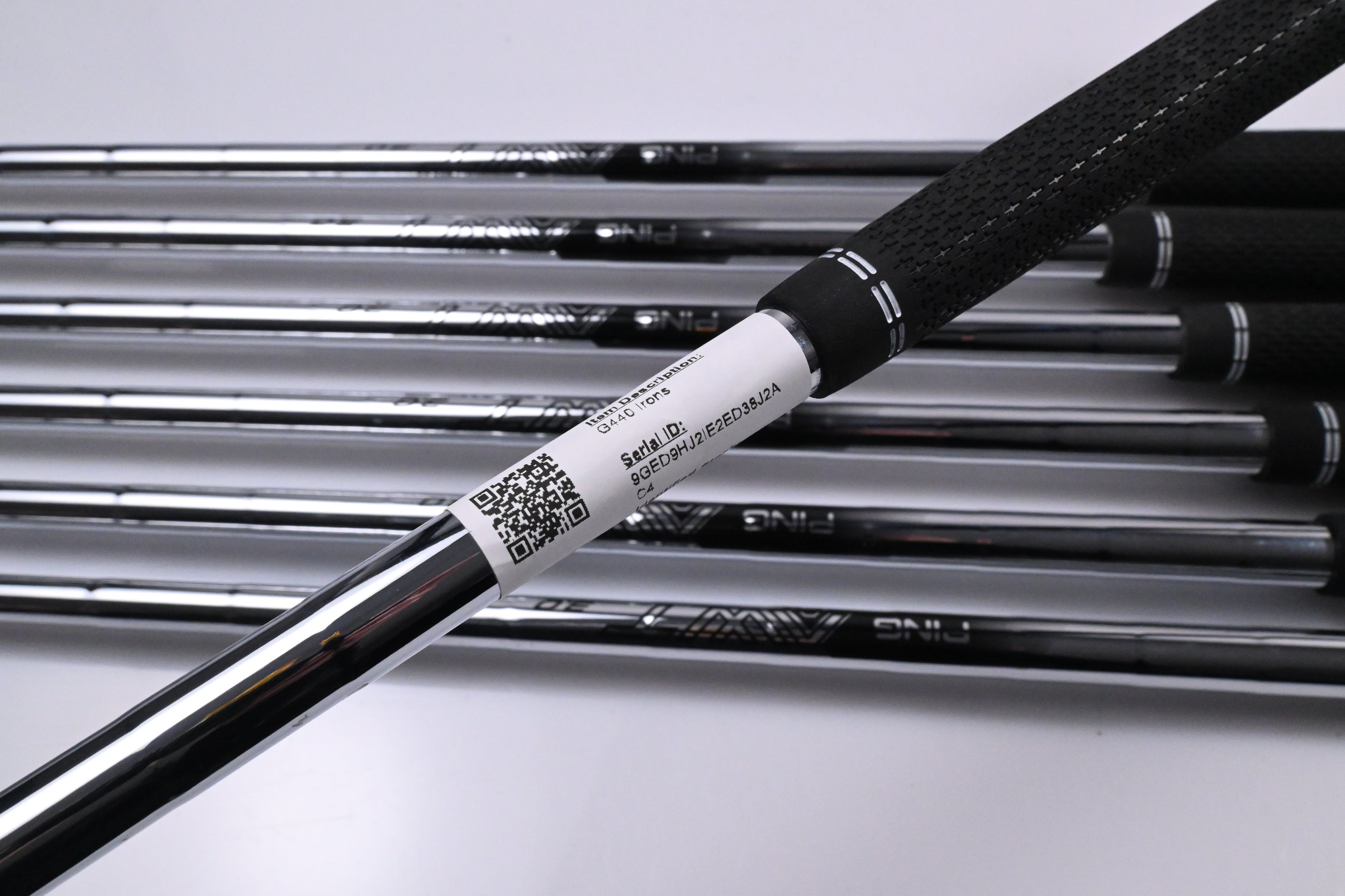 Ping G440 Irons / 5-PW+56° / White Dot / Regular Flex Ping AWT 3.0 Shafts