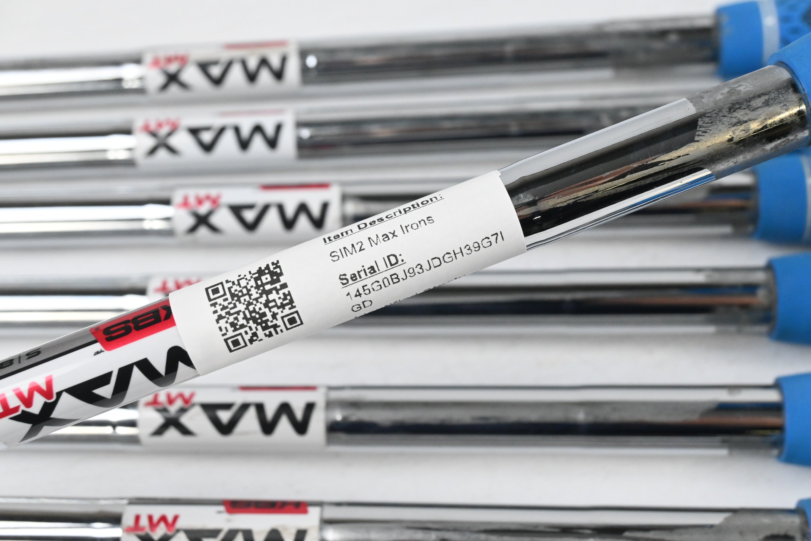 Taylormade SIM2 Max Irons / 4-PW / Stiff Flex KBS MAX MT 85 Shafts