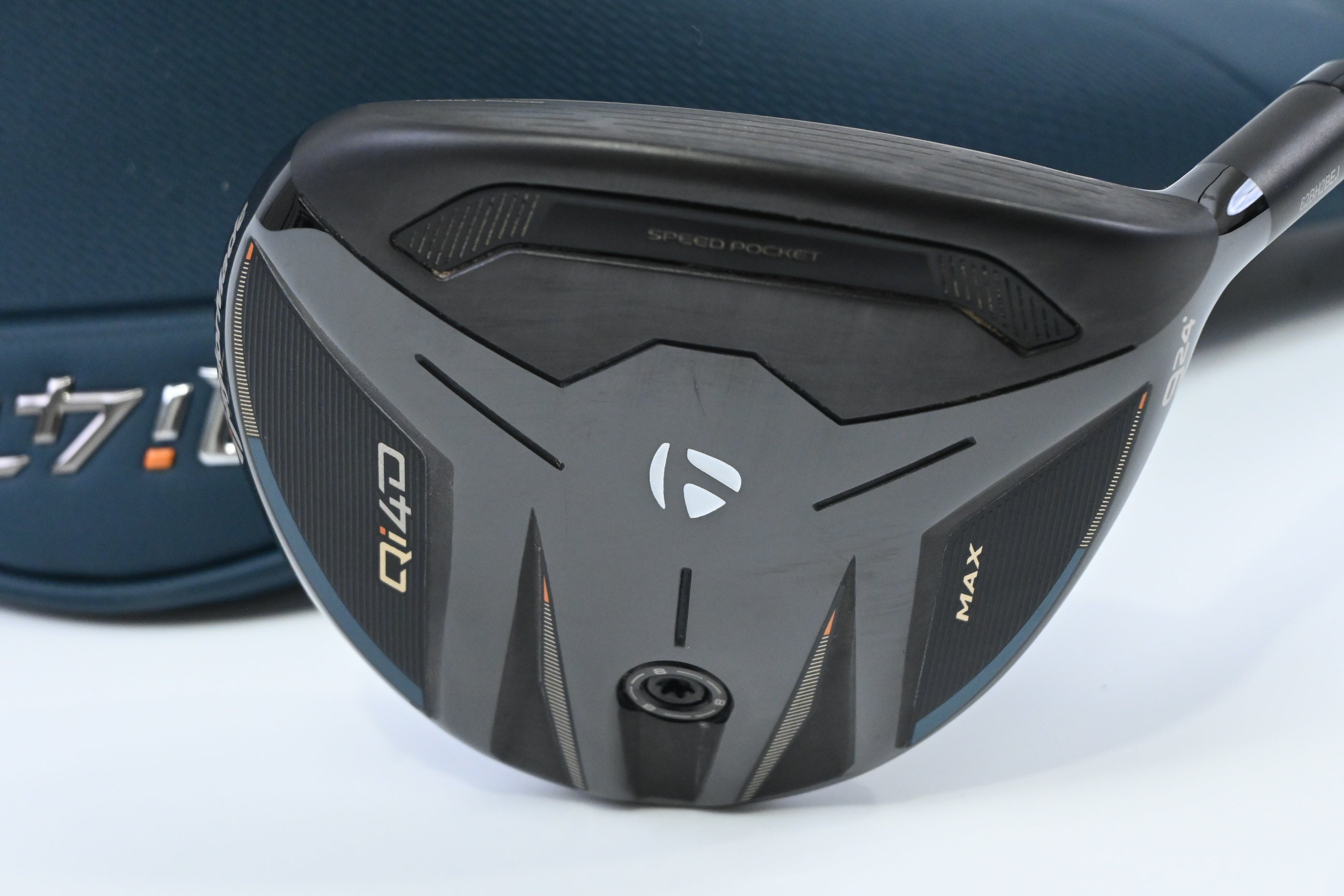 Taylormade Qi4D Max #9 Wood / 24 Degree / Regular Flex Reax White 55 Shaft